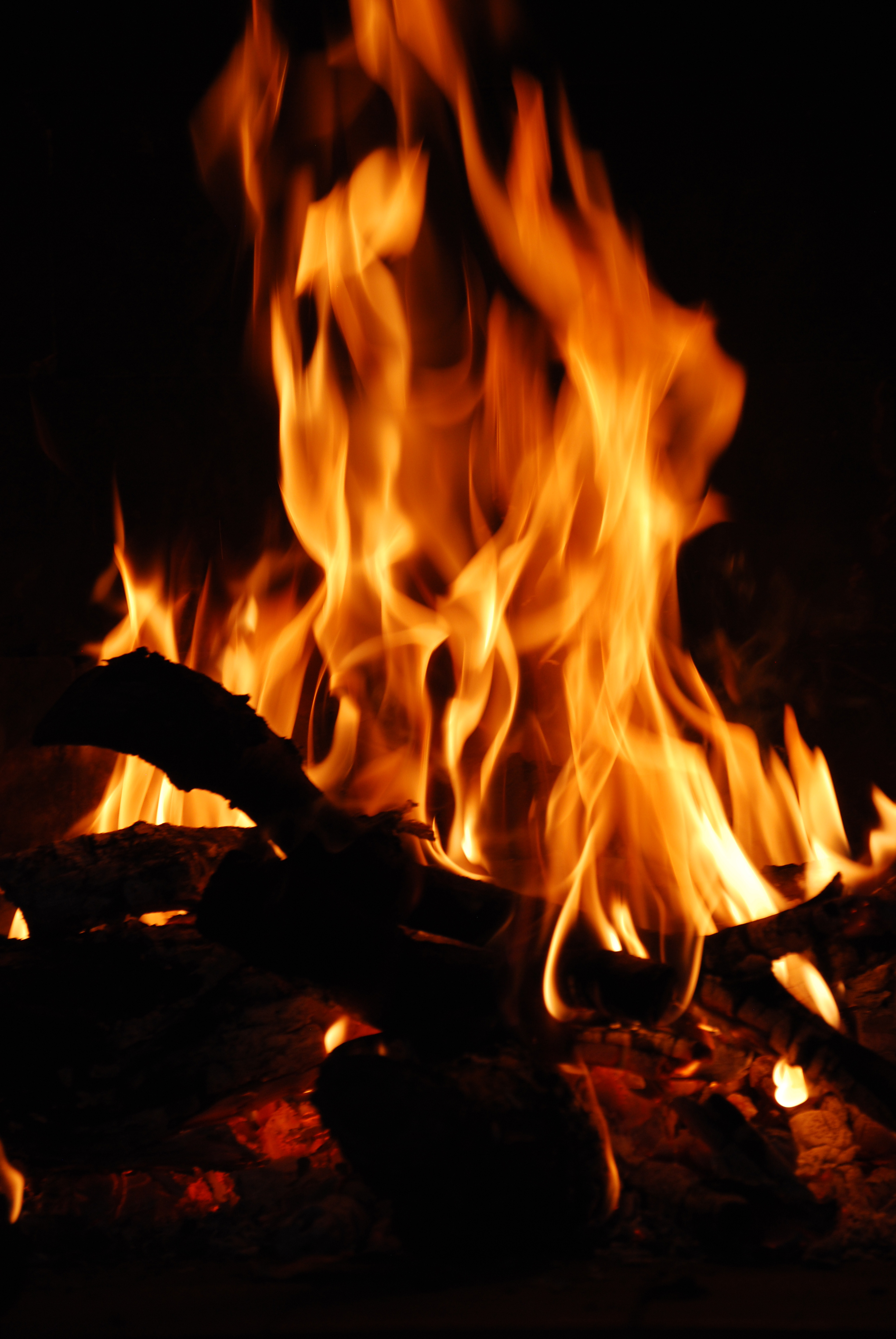 Free download wallpaper Dark, Flame, Fire, Bonfire on your PC desktop