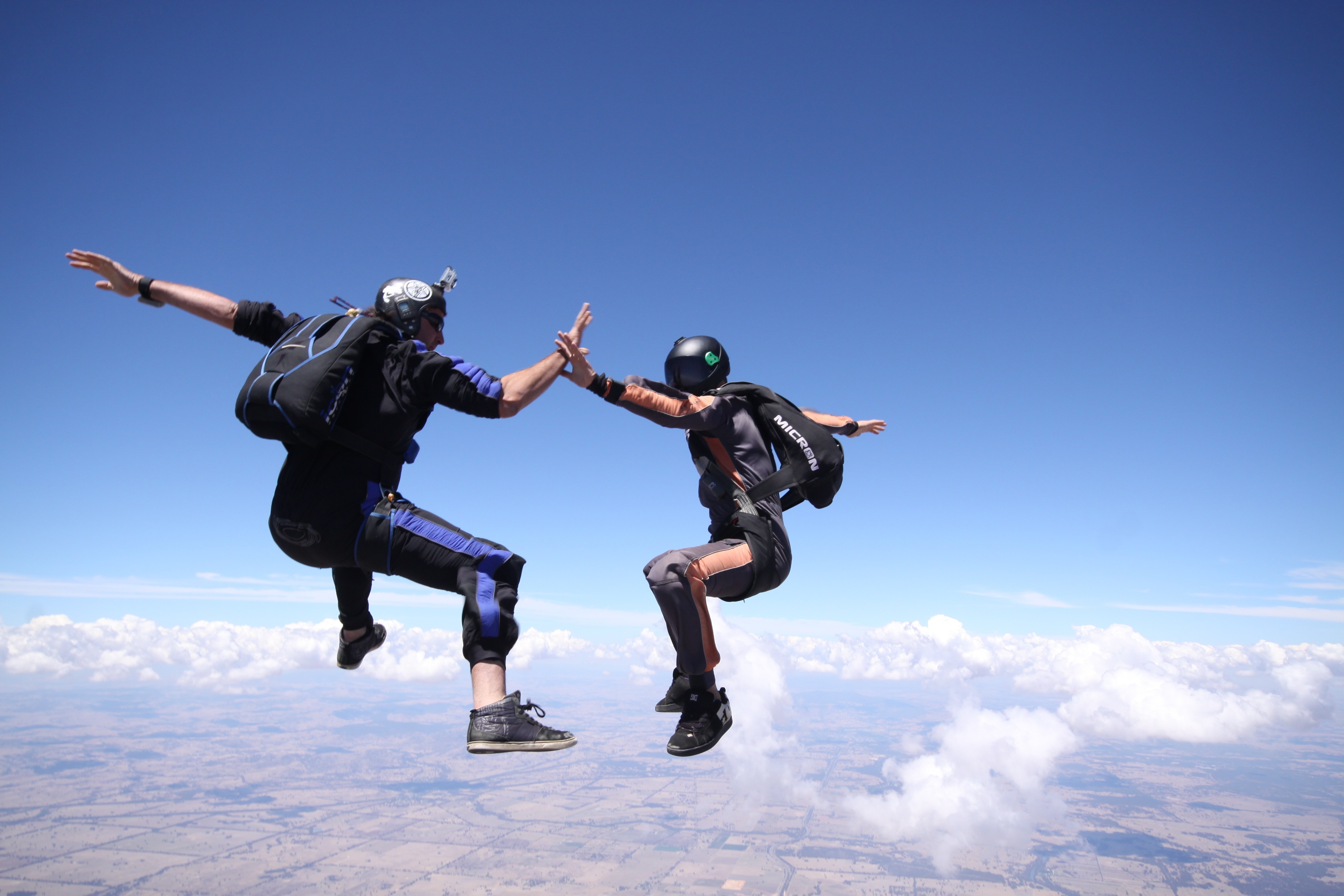 Free download wallpaper Sports, Skydiving on your PC desktop
