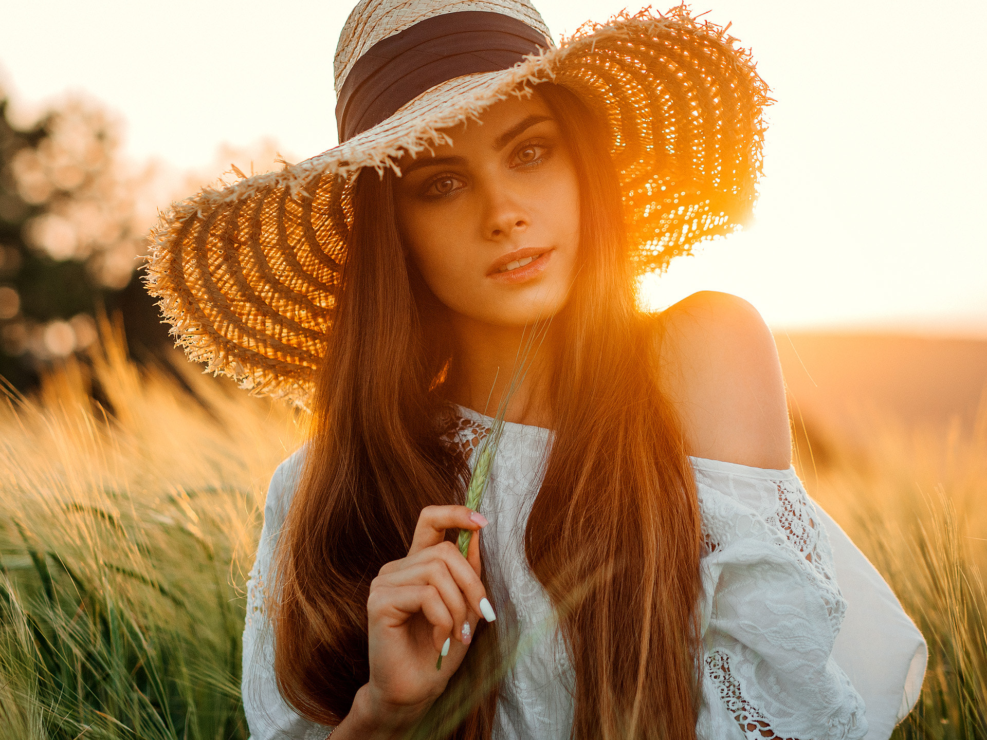 Laden Sie das Sommer, Hut, Brünette, Modell, Frauen, Lange Haare, Tiefenschärfe-Bild kostenlos auf Ihren PC-Desktop herunter