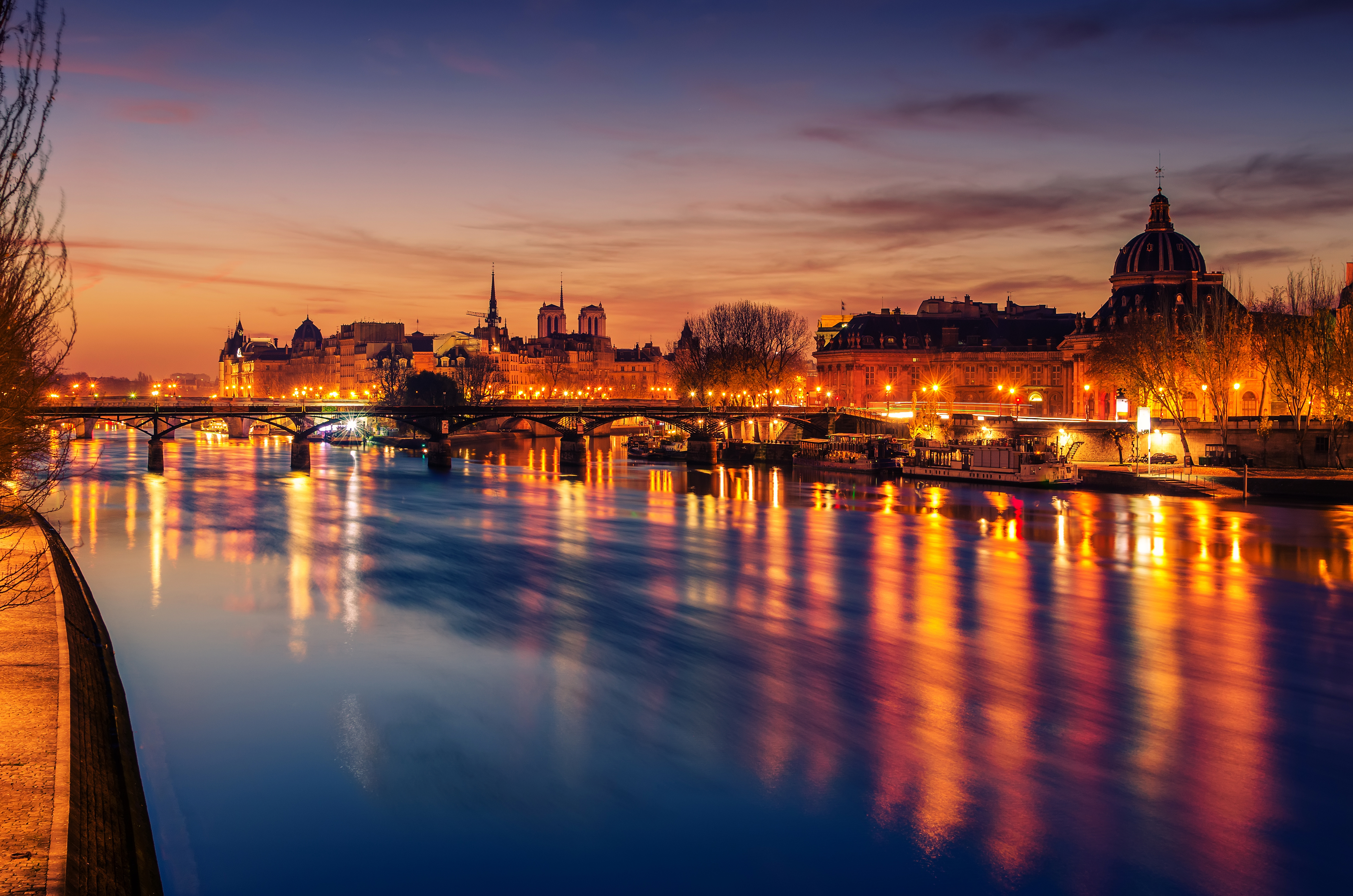 PCデスクトップに都市, 川, 街, パリ, フランス, 夜, マンメイド画像を無料でダウンロード