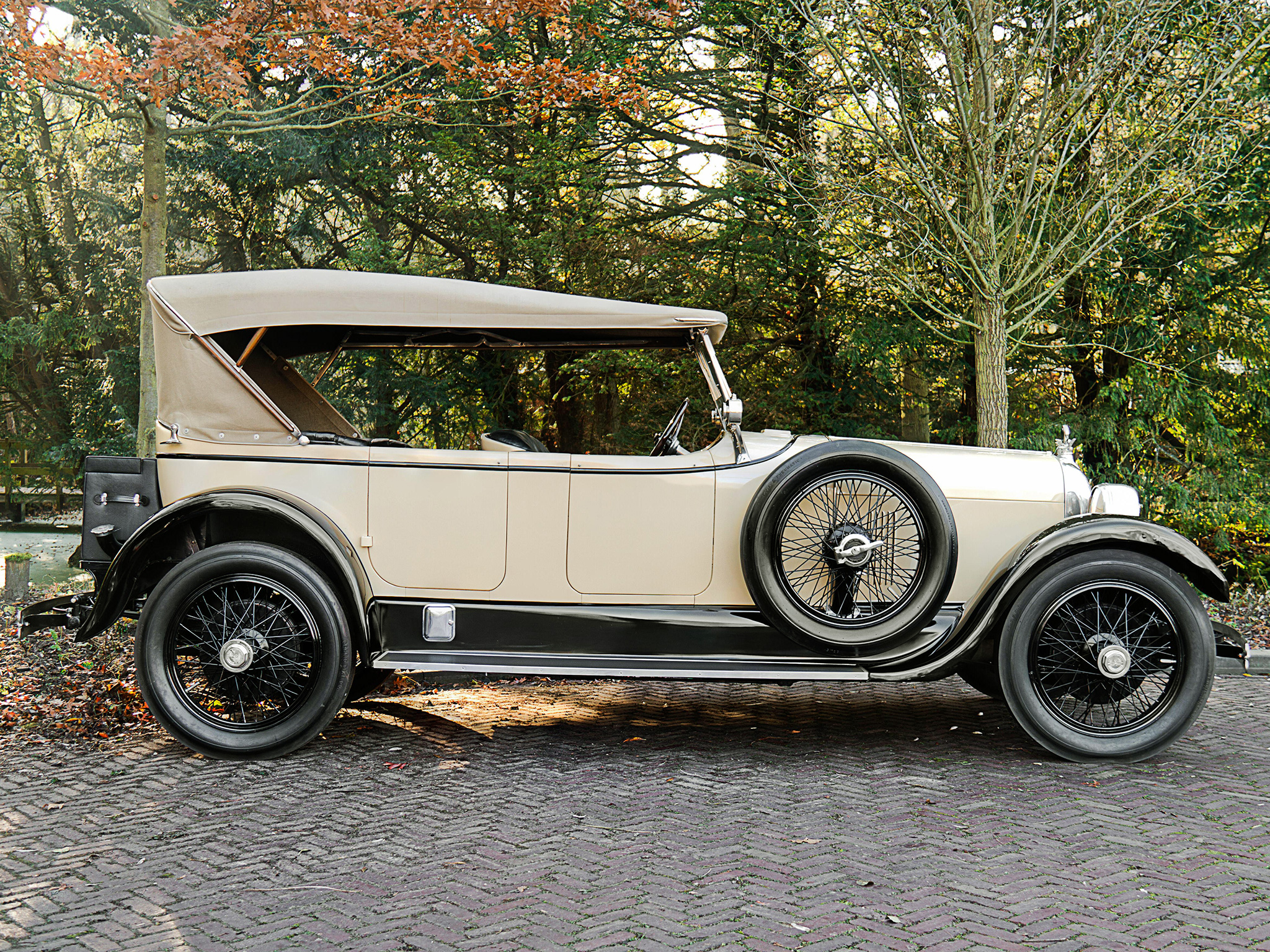 Завантажити шпалери 1923 Duesenberg Model A Touring на телефон безкоштовно