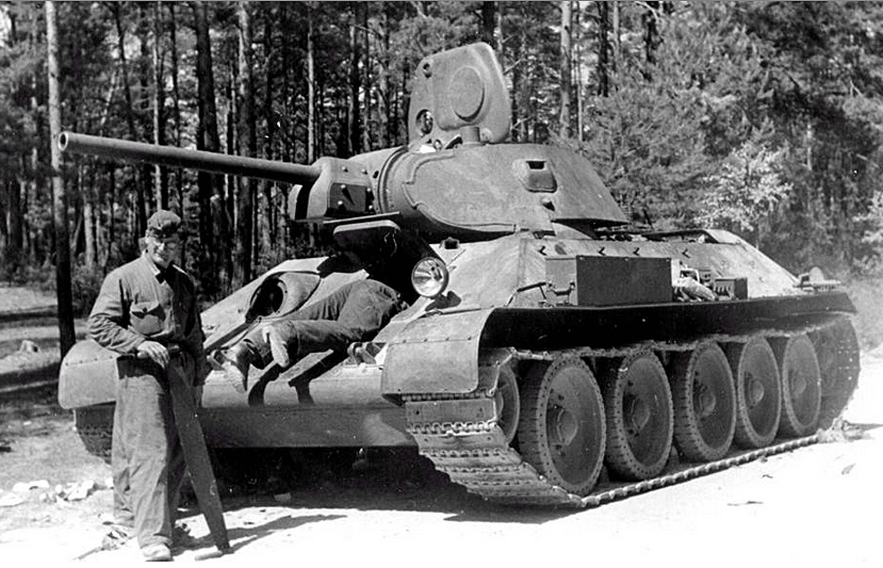 Handy-Wallpaper T 34, Panzer, Militär kostenlos herunterladen.