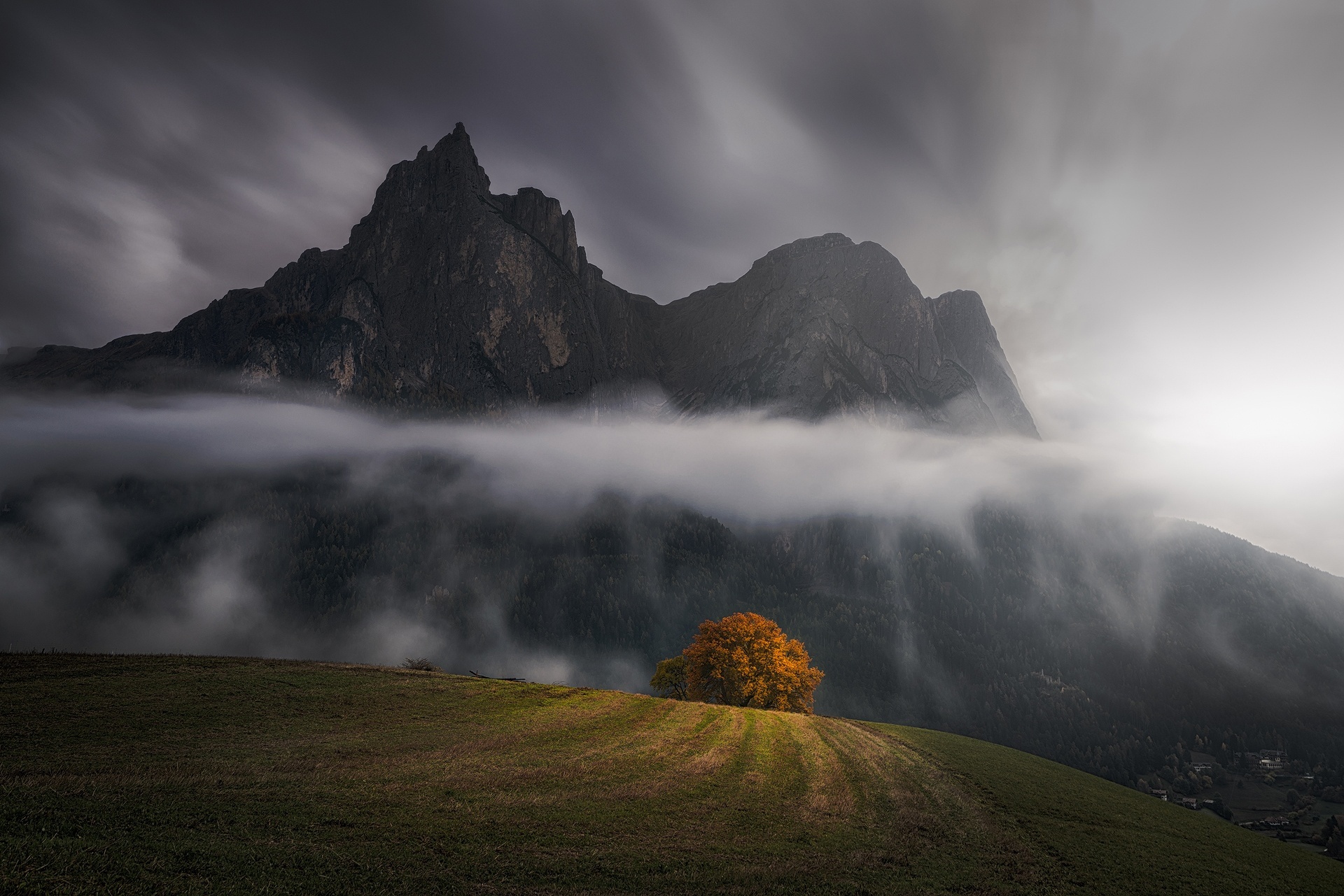 Free download wallpaper Mountains, Mountain, Fog, Earth, Cliff on your PC desktop