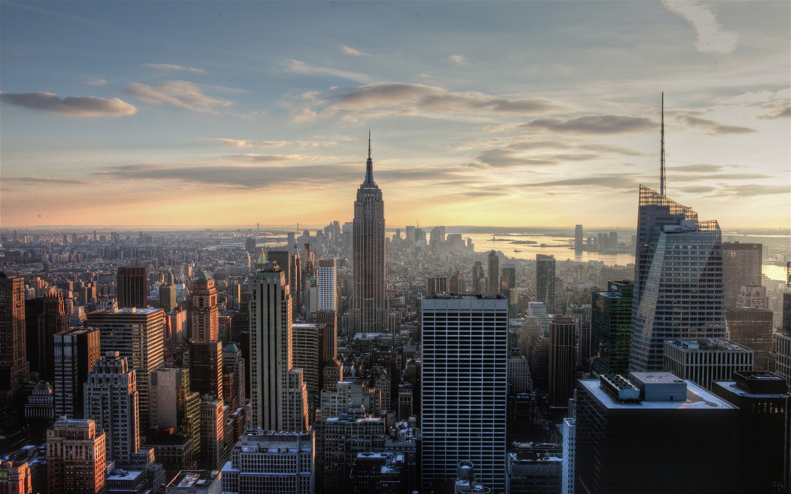 Скачать картинку Манхэттен, Нью Йорк, Города, Сделано Человеком в телефон бесплатно.