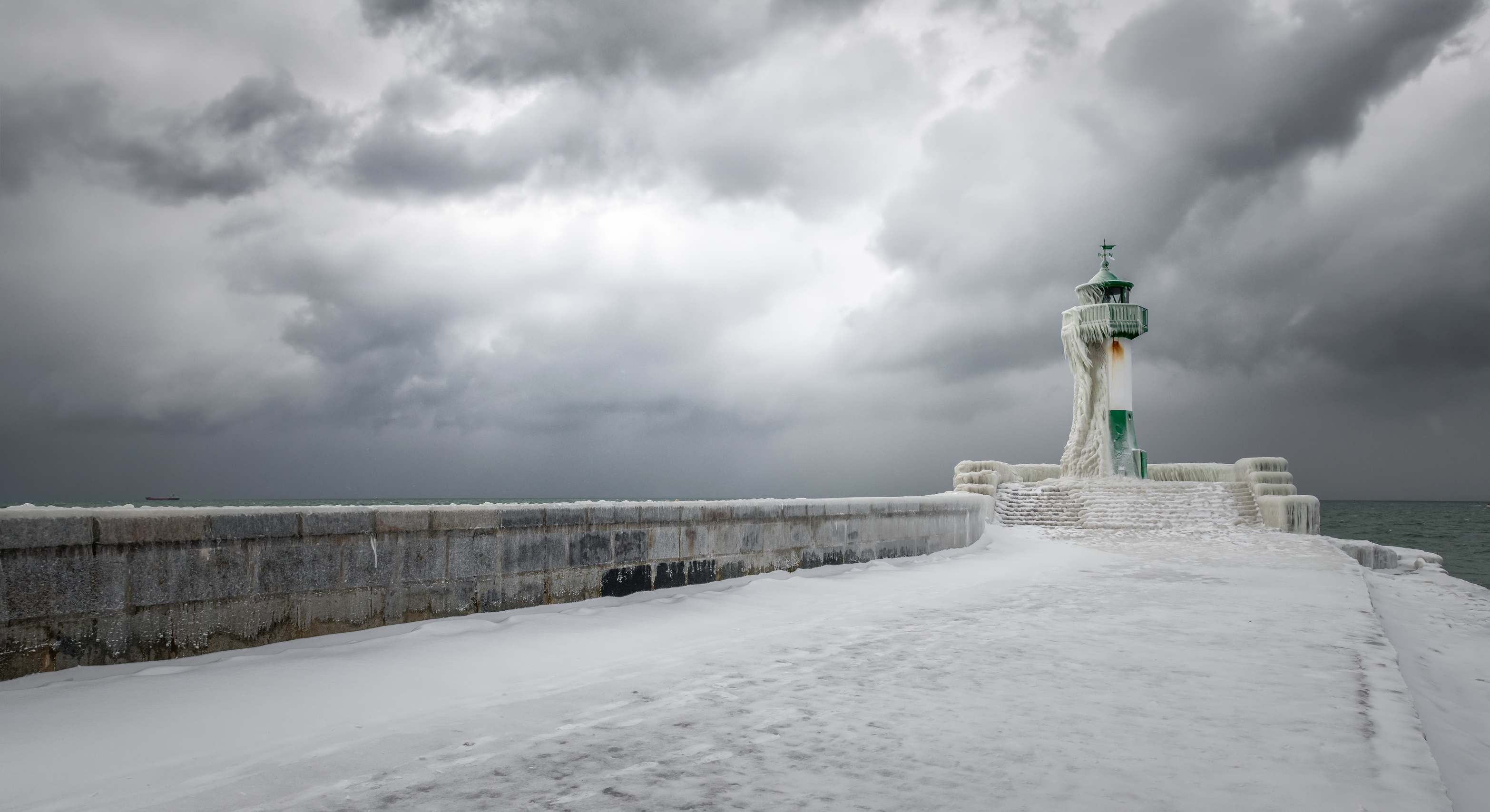 Free download wallpaper Winter, Ice, Lighthouse, Cloud, Man Made on your PC desktop