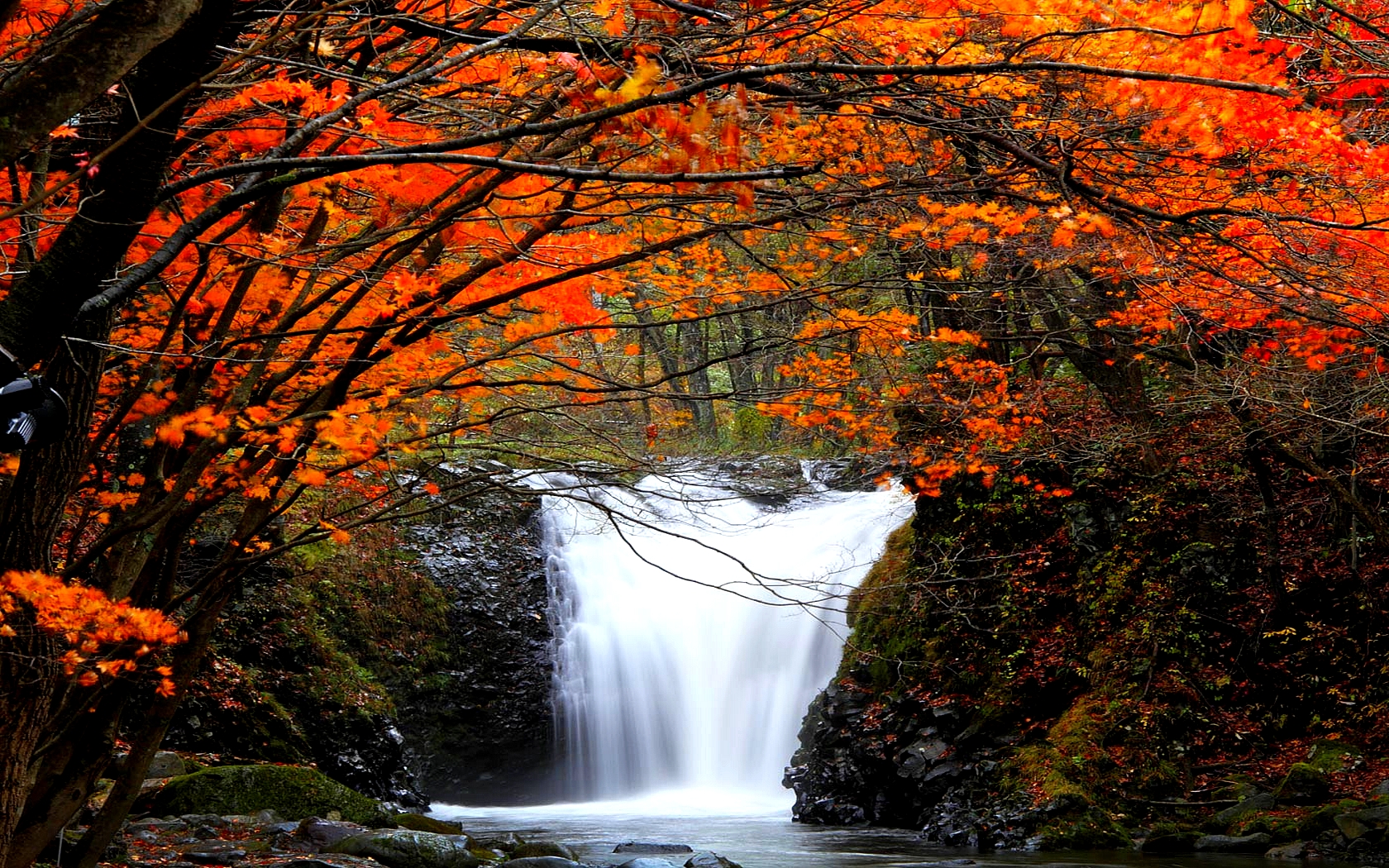 Free download wallpaper Waterfalls, Waterfall, Fall, Earth on your PC desktop