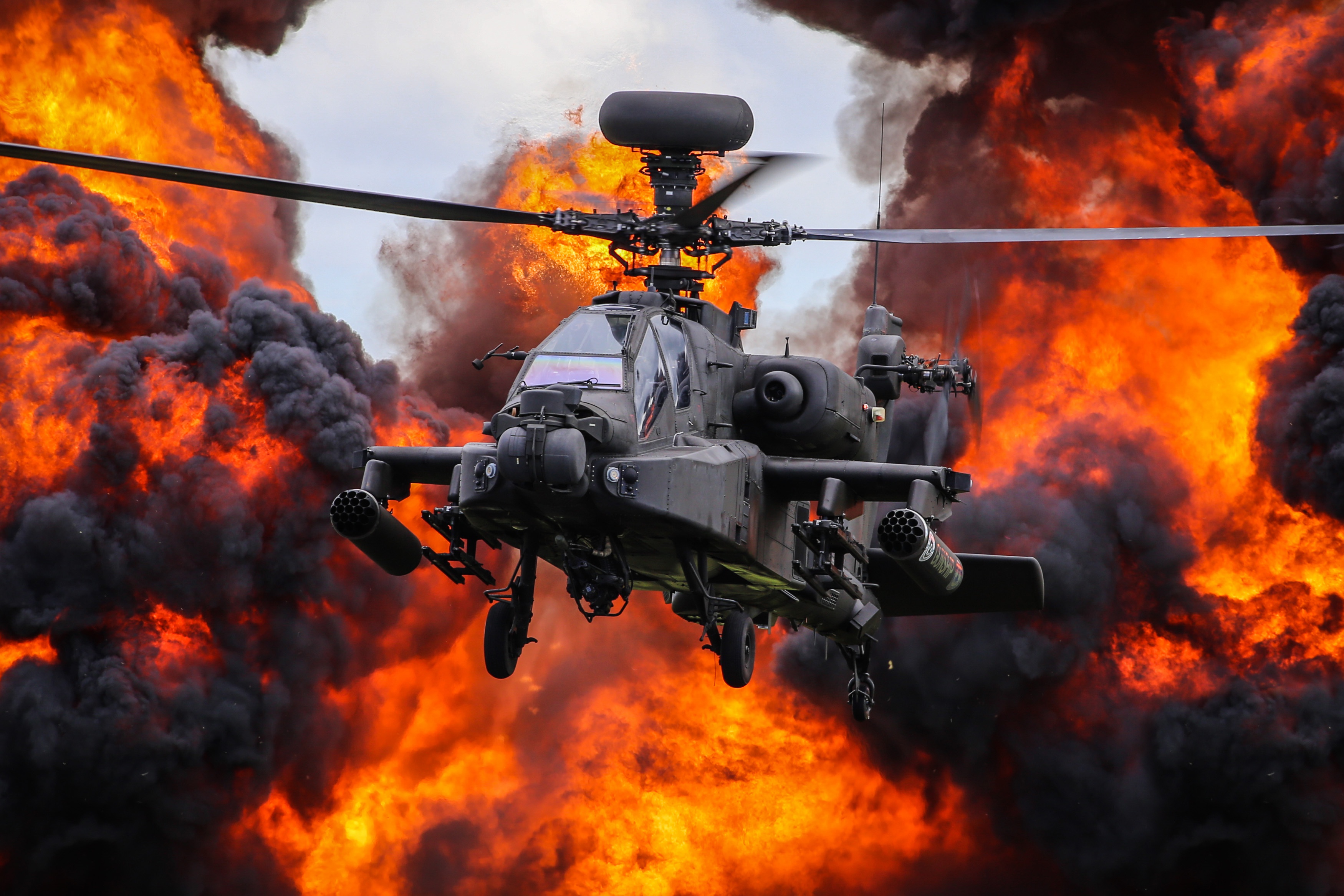 Free download wallpaper Helicopter, Aircraft, Military, Boeing Ah 64 Apache, Attack Helicopter, Military Helicopters on your PC desktop