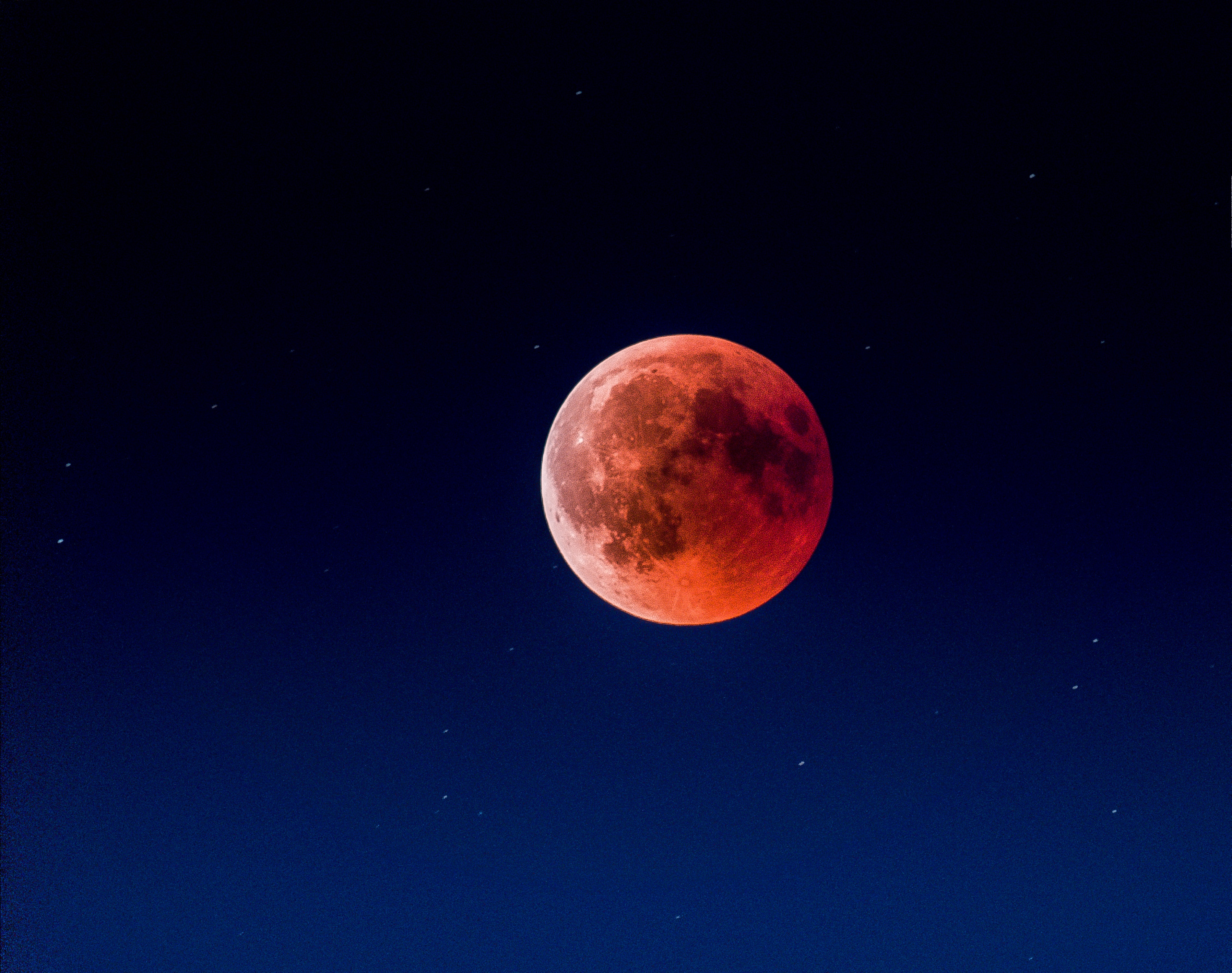 143174 скачать обои красная луна, кровавая луна, космос, полнолуние, затмение - заставки и картинки бесплатно