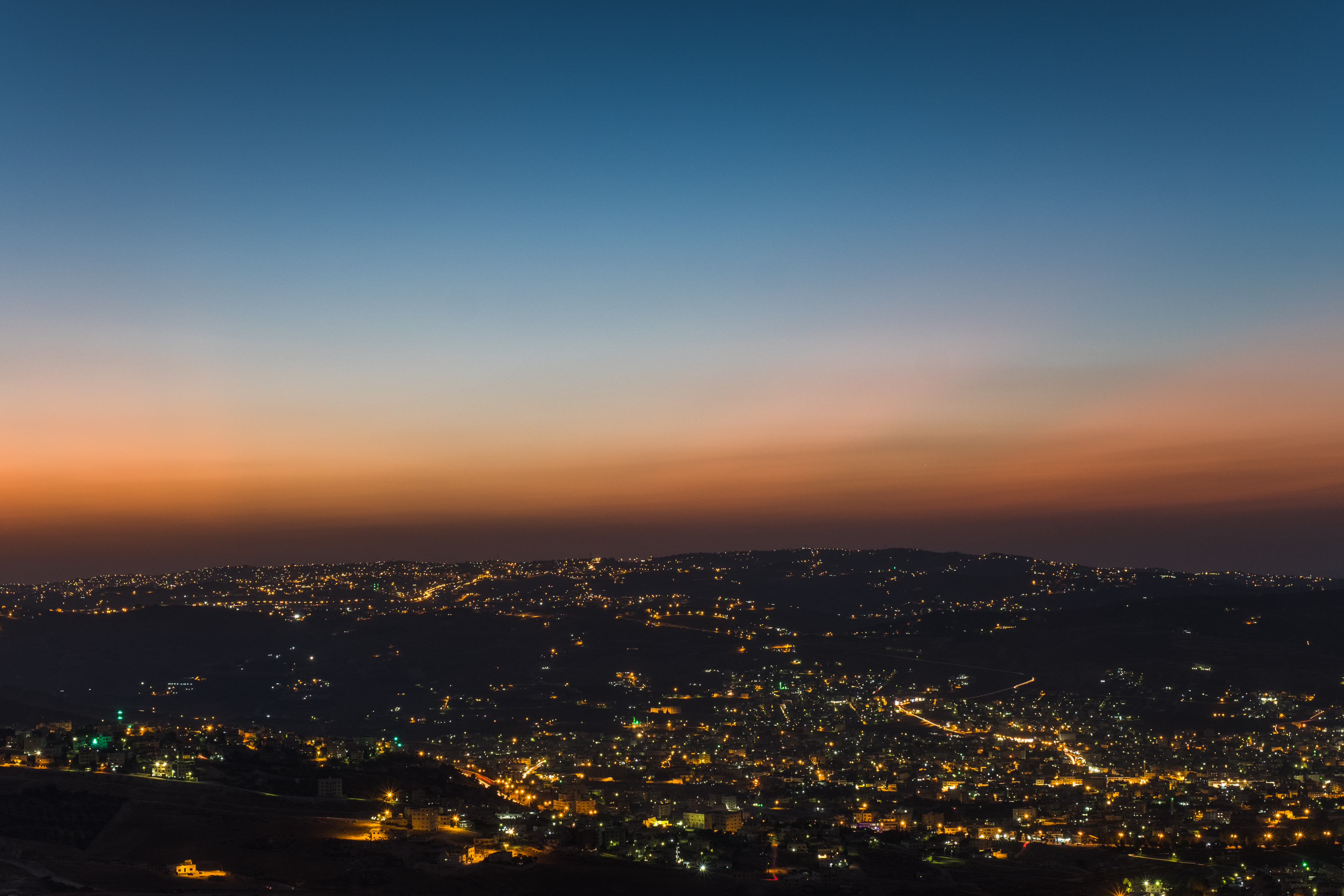 126693 télécharger l'image amman, jordanie, villes, horizon, ville de nuit, lumières de la ville, jordan - fonds d'écran et économiseurs d'écran gratuits