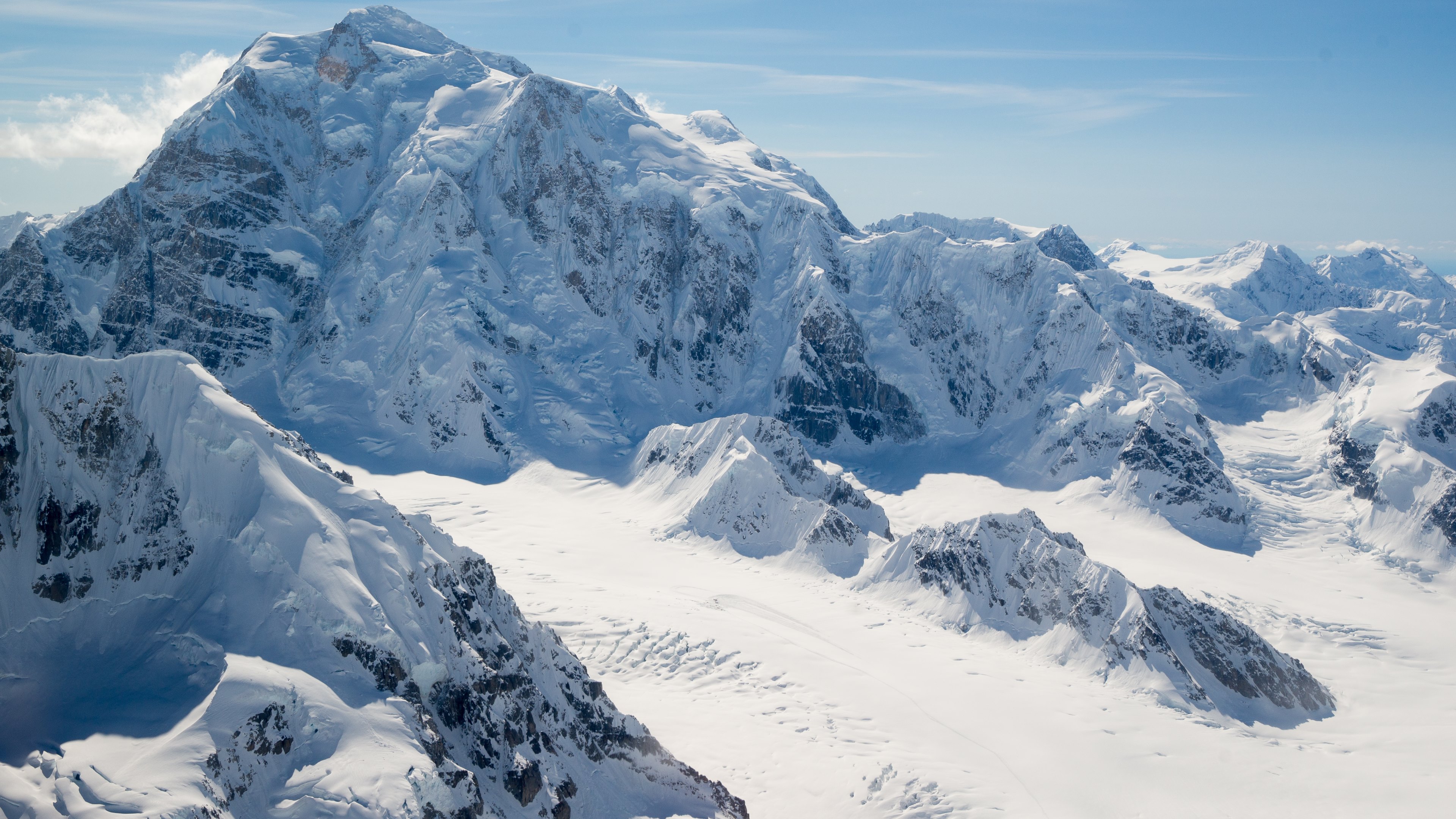 350217 descargar imagen alaska, cima, tierra/naturaleza, montaña, nieve, invierno, montañas: fondos de pantalla y protectores de pantalla gratis