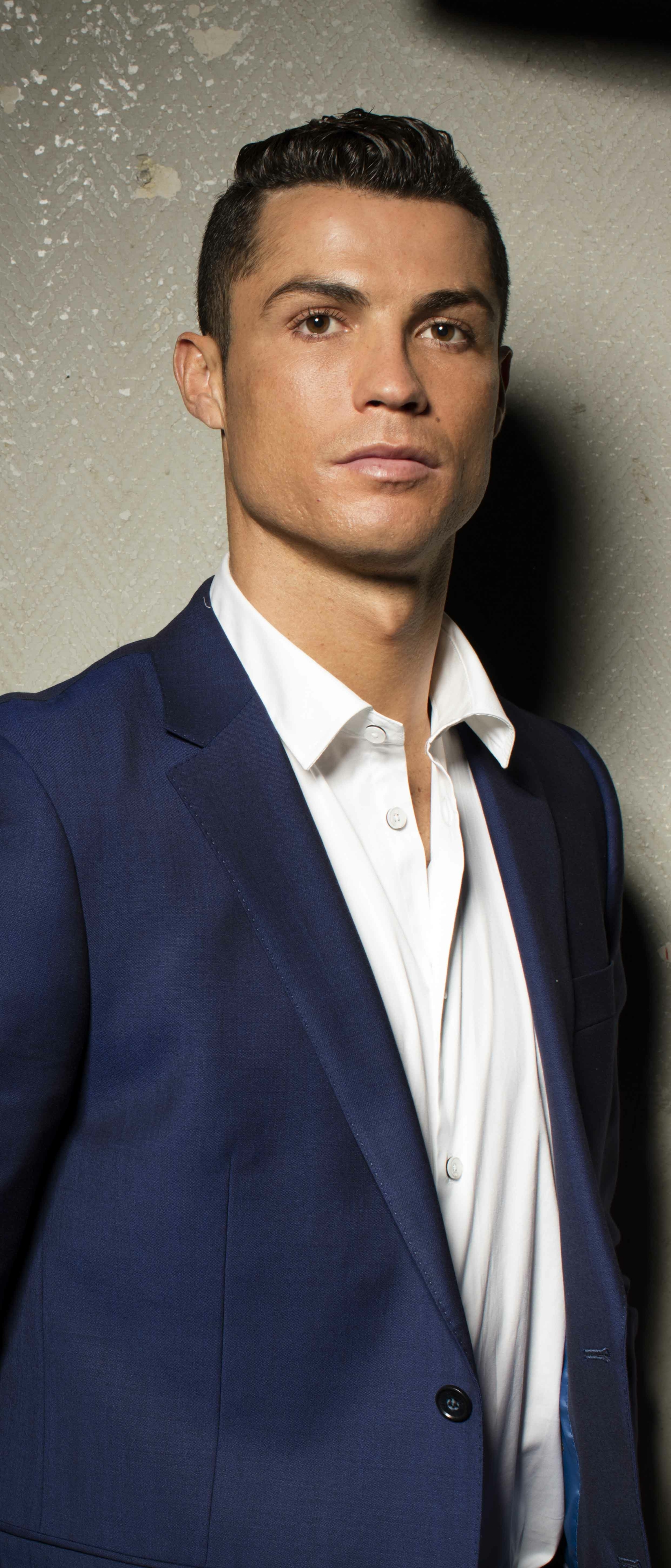 Download mobile wallpaper Sports, Cristiano Ronaldo, Suit, Soccer, Portuguese for free.