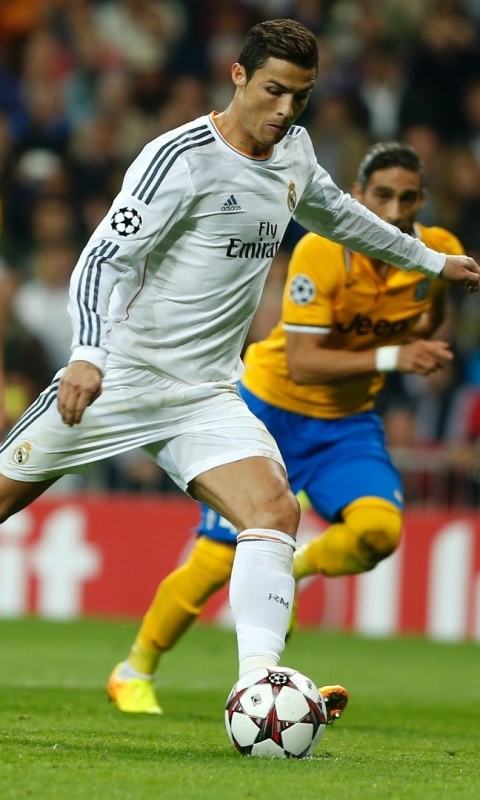 Download mobile wallpaper Sports, Cristiano Ronaldo, Soccer, Real Madrid C F for free.