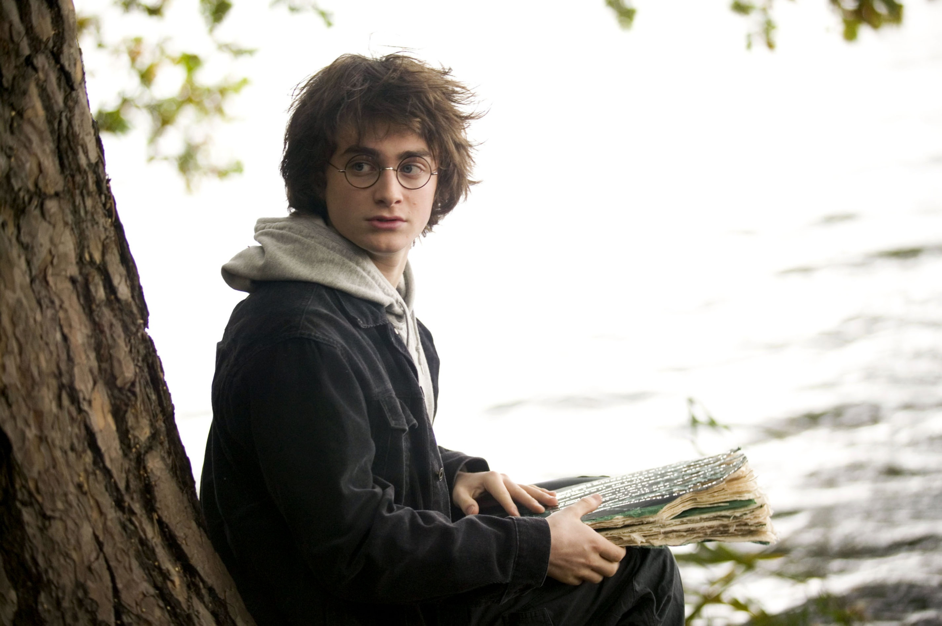 Free download wallpaper Harry Potter, Daniel Radcliffe, Movie, Harry Potter And The Goblet Of Fire on your PC desktop