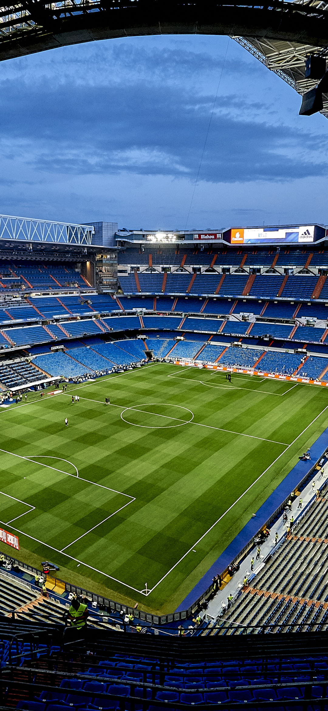 1184508 Salvapantallas y fondos de pantalla Estadio Santiago Bernabéu en tu teléfono. Descarga imágenes de  gratis