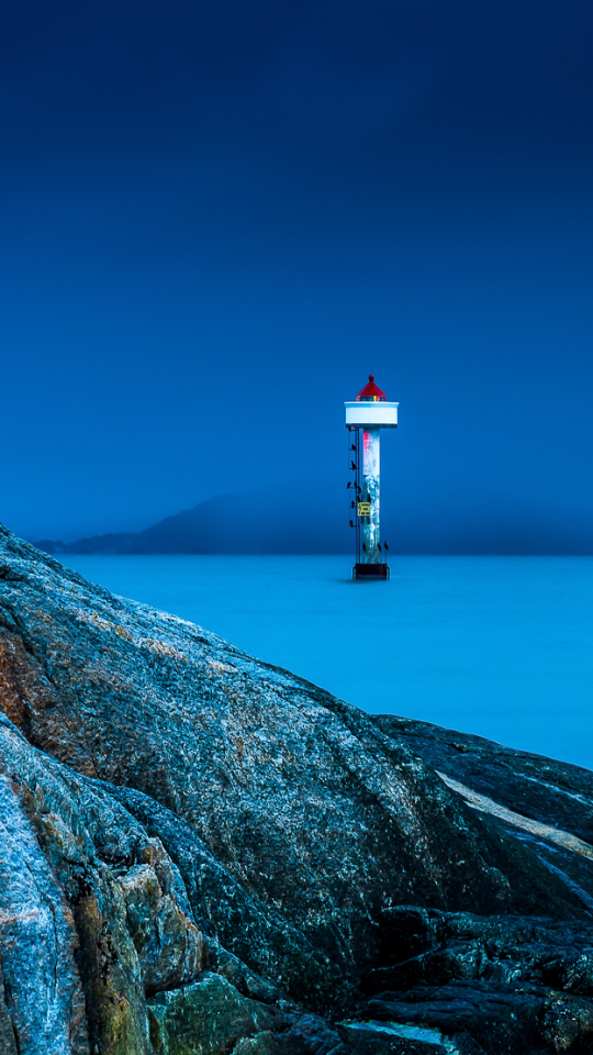 Download mobile wallpaper Fog, Ocean, Lighthouse, Man Made for free.