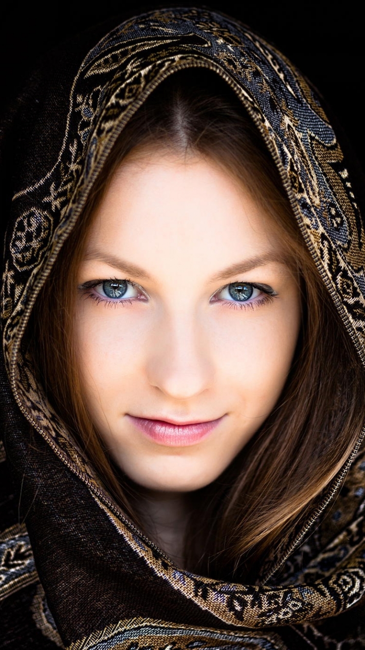 Download mobile wallpaper Face, Women for free.