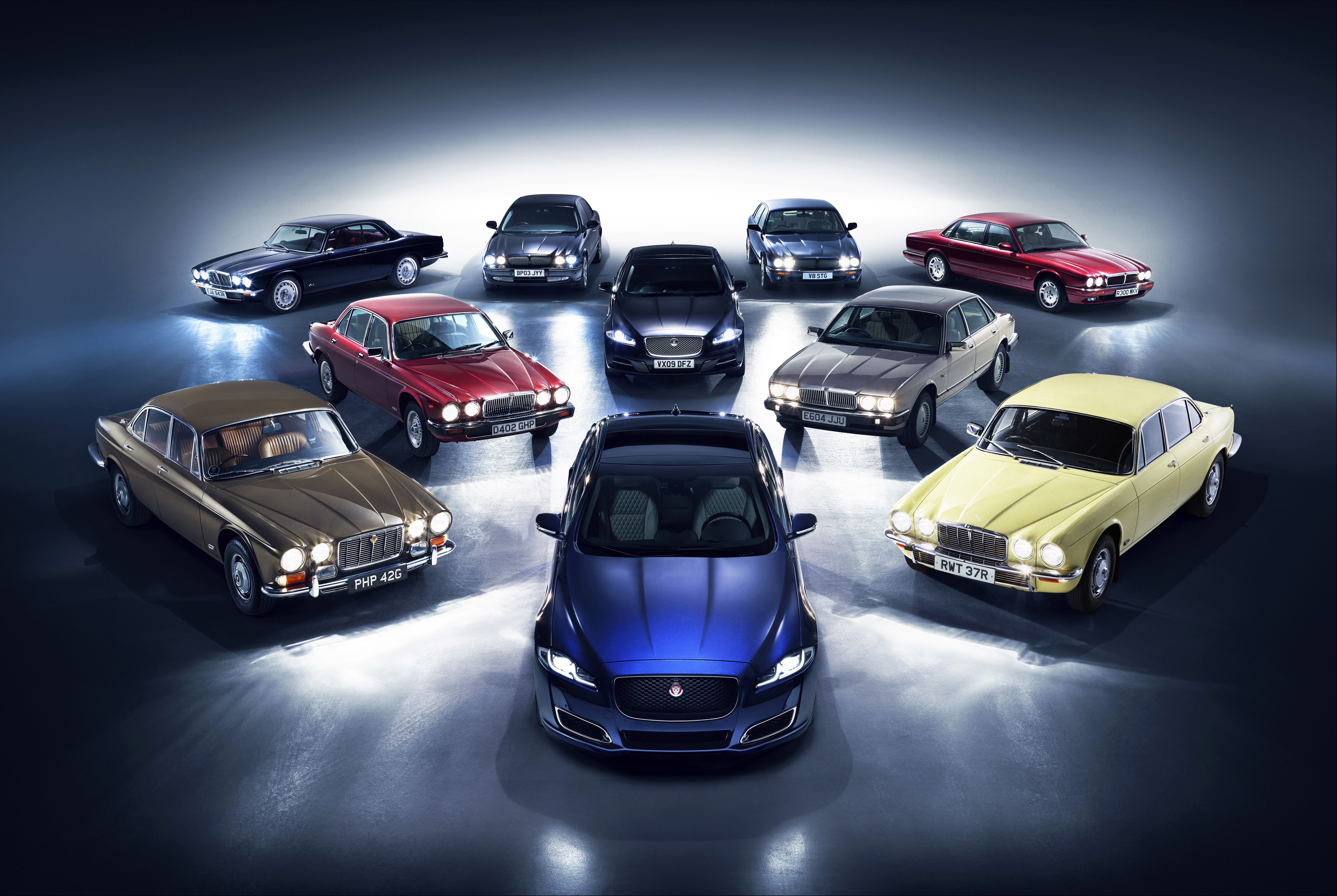 108295 скачать обои ягуар (jaguar), автомобили, тачки (cars), jaguar xj, ретро, поколения - заставки и картинки бесплатно
