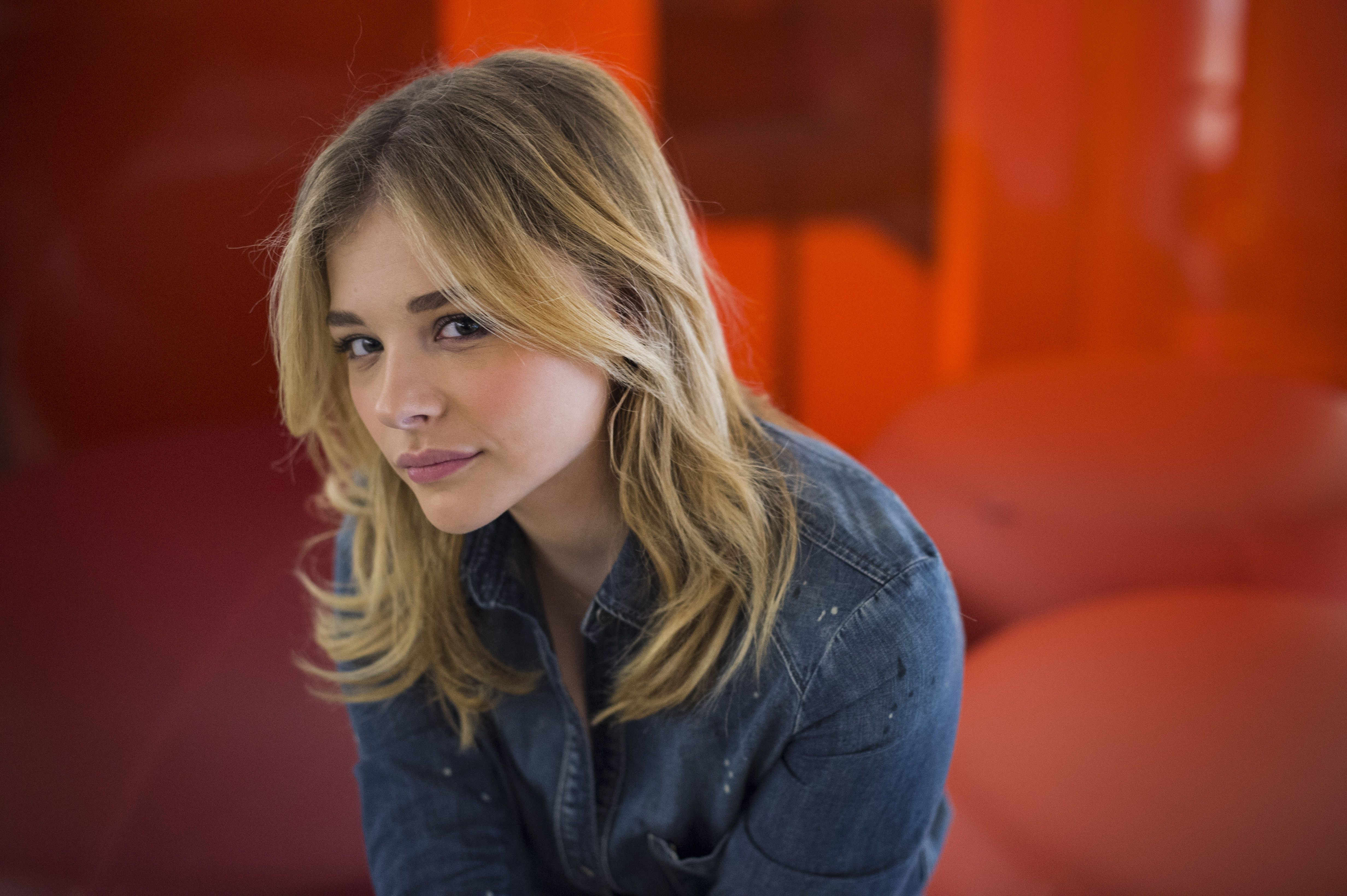 Baixar papel de parede para celular de Celebridade, Chloë Grace Moretz gratuito.