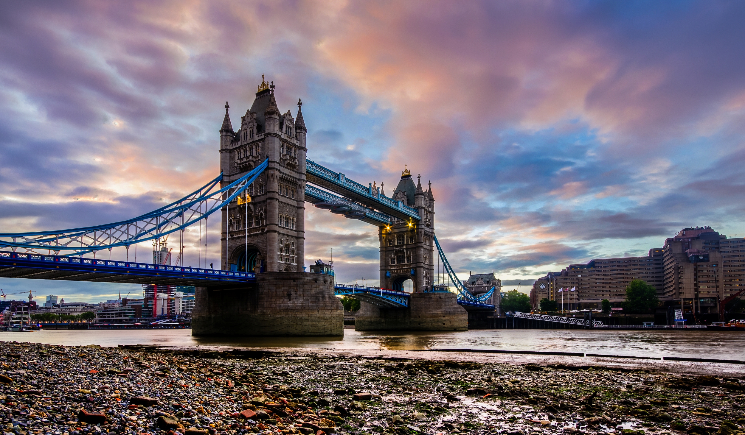 Handy-Wallpaper London, England, Tower Bridge, Brücken, Menschengemacht kostenlos herunterladen.