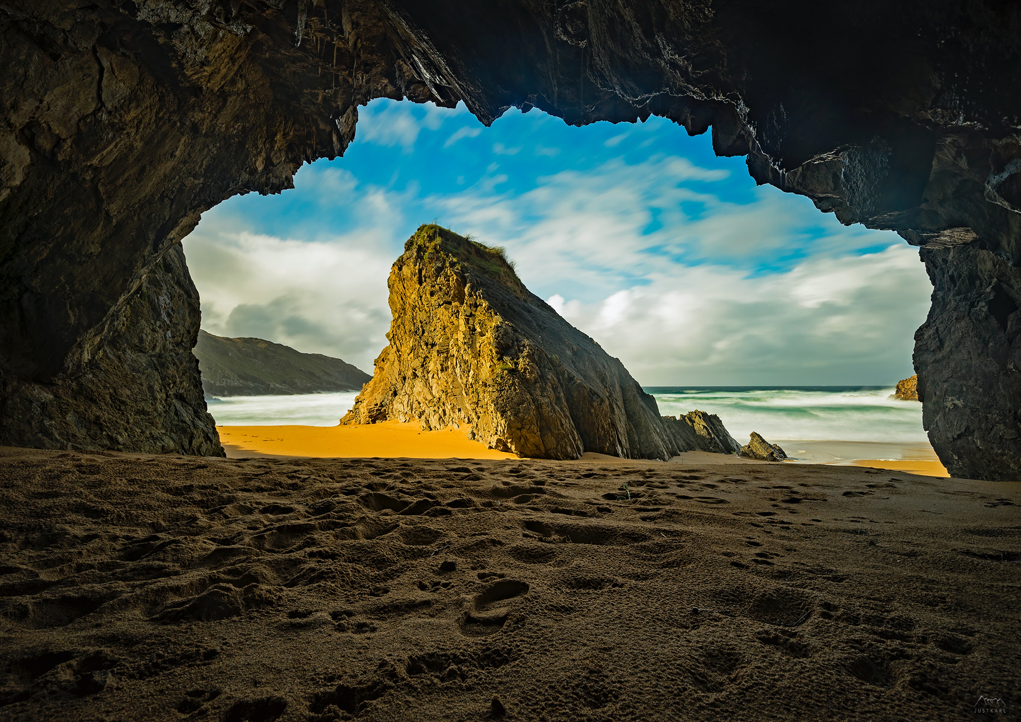 Descarga gratuita de fondo de pantalla para móvil de Naturaleza, Roca, Piedra, Una Roca, Cueva, Playa.
