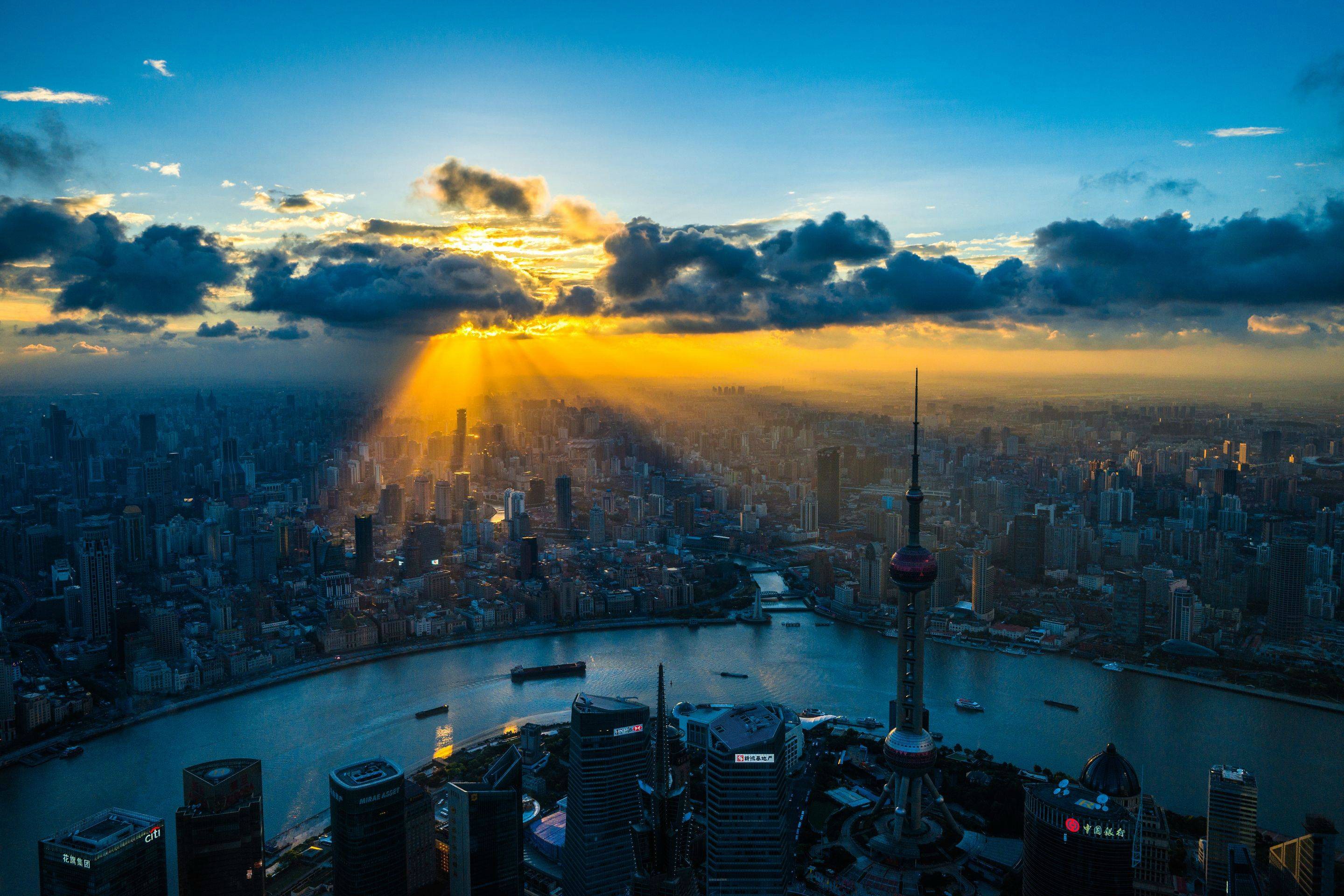 Скачать картинку Шанхай, Города, Ландшафт, Сделано Человеком, Закат, Город в телефон бесплатно.