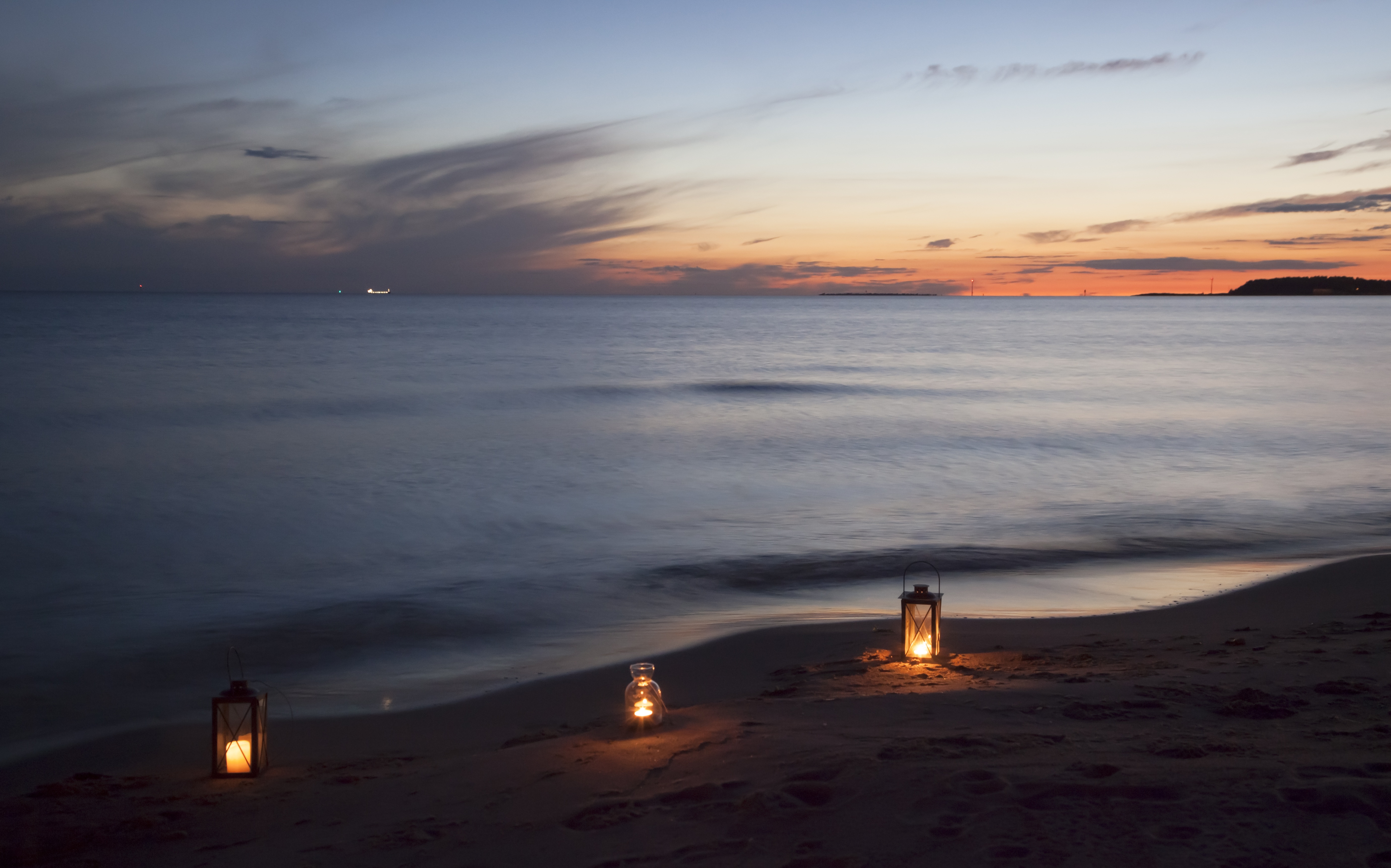 Download mobile wallpaper Sunset, Sea, Beach, Horizon, Ocean, Lantern, Photography for free.