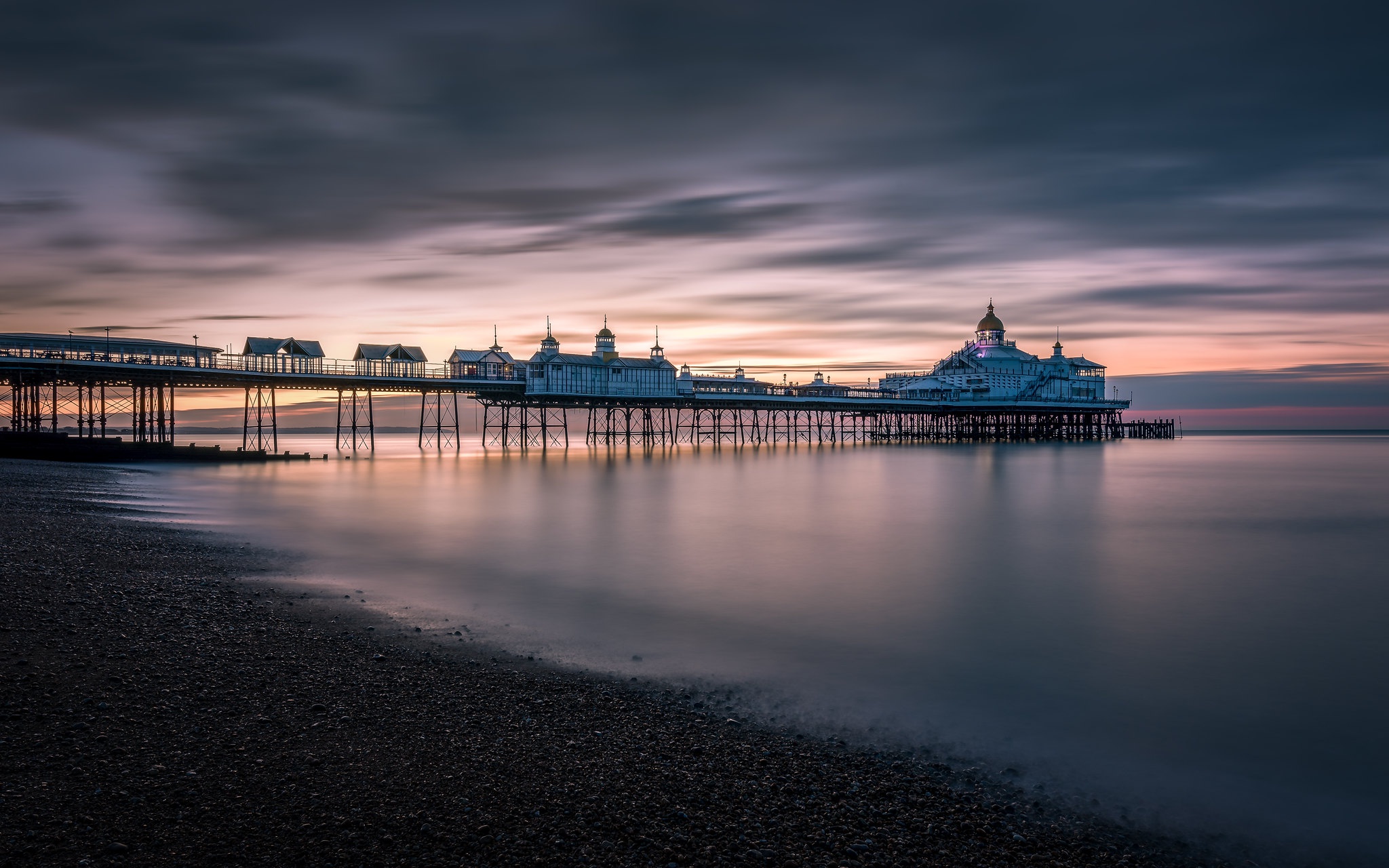 Laden Sie Eastbourne Pier HD-Desktop-Hintergründe herunter