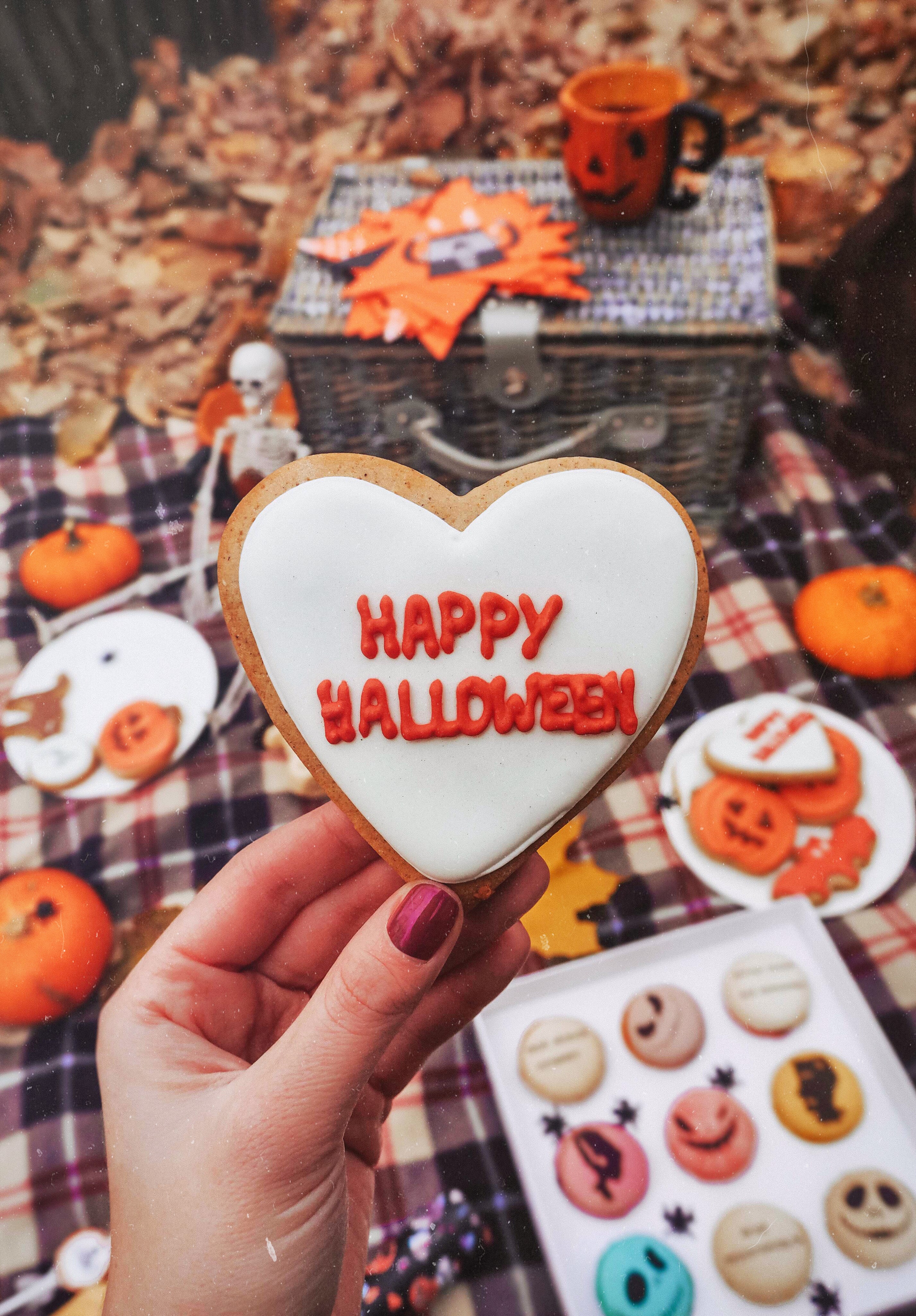 halloween, cookies, words, hand, picnic