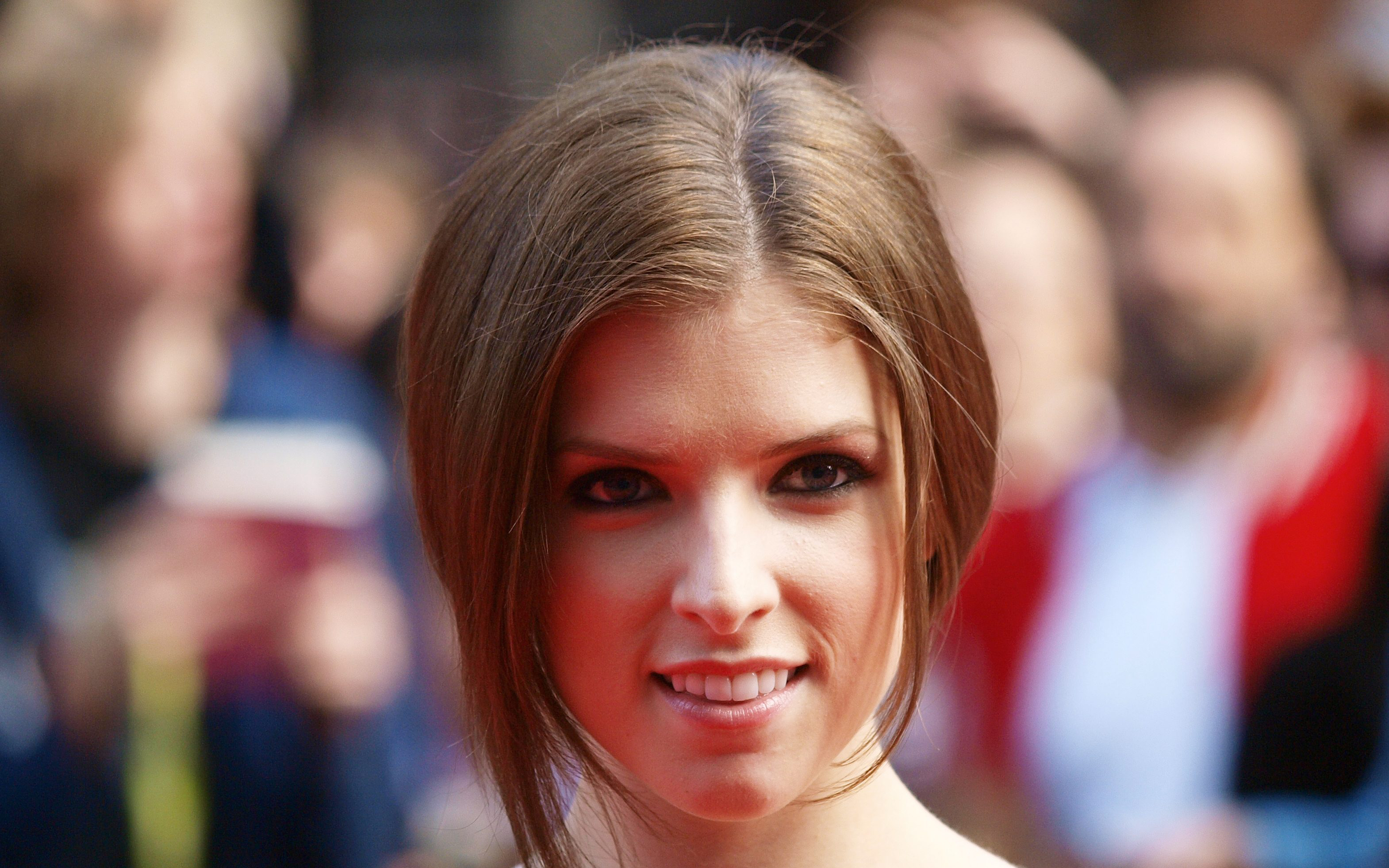 Free download wallpaper American, Celebrity, Actress, Anna Kendrick on your PC desktop
