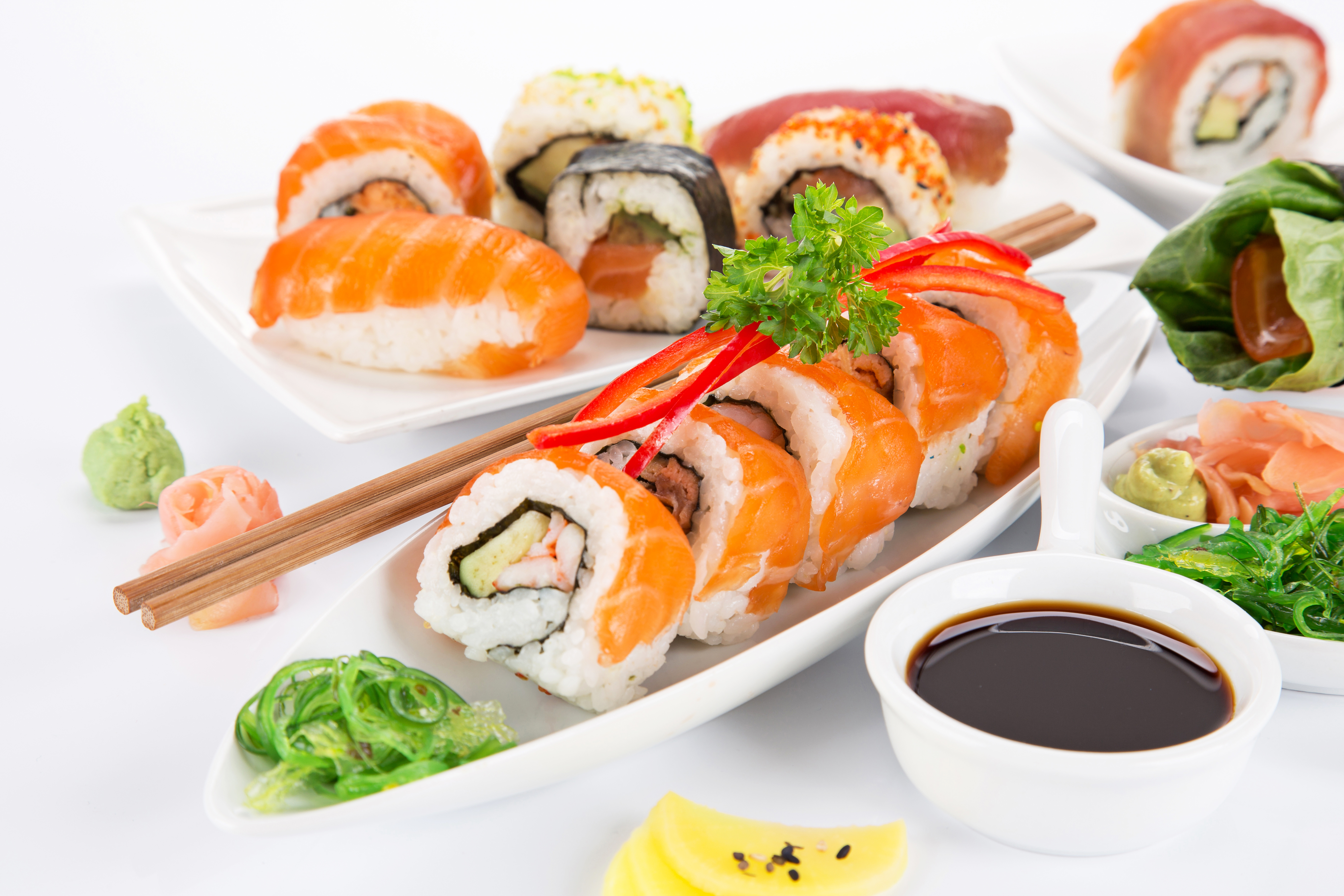Descarga gratuita de fondo de pantalla para móvil de Sushi, Alimento, Pez.