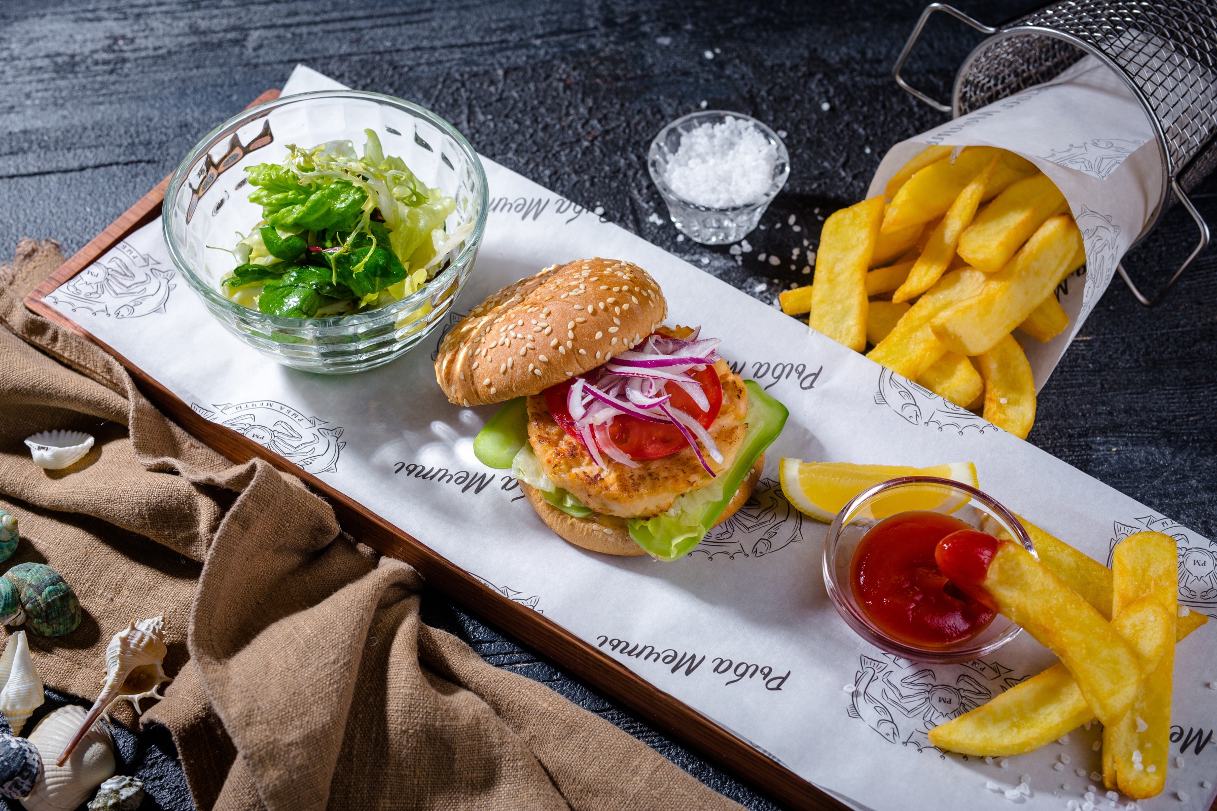 Handy-Wallpaper Hamburger, Nahrungsmittel, Stillleben, Pommes Frittes kostenlos herunterladen.