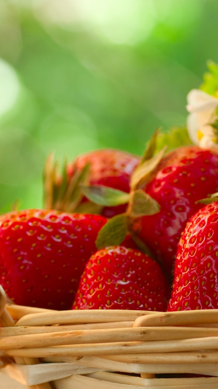 Téléchargez des papiers peints mobile Nourriture, Fraise, Des Fruits gratuitement.