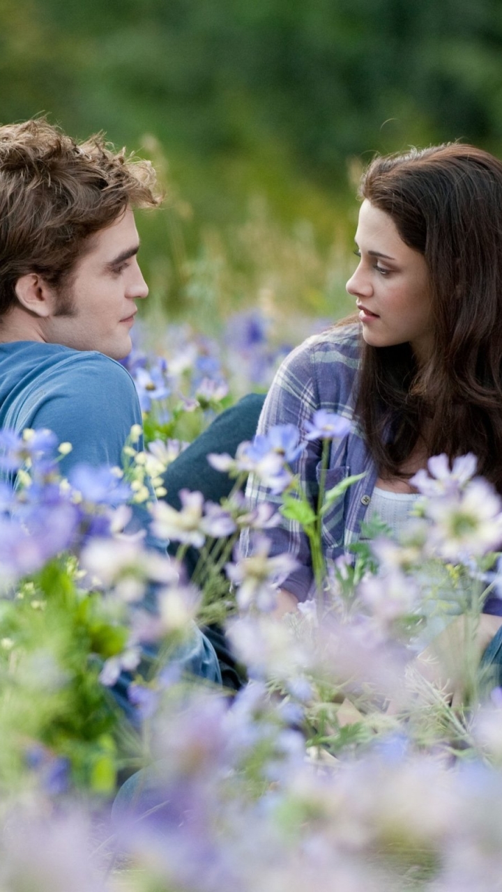 Handy-Wallpaper Robert Pattinson, Kristen Stewart, Filme, Twilight Biss Zum Morgengrauen kostenlos herunterladen.