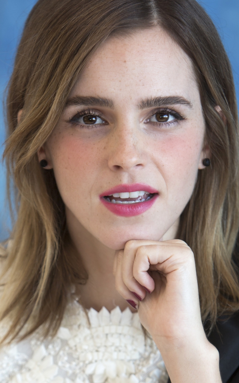 Download mobile wallpaper Emma Watson, English, Face, Brunette, Celebrity, Brown Eyes, Actress, Lipstick for free.