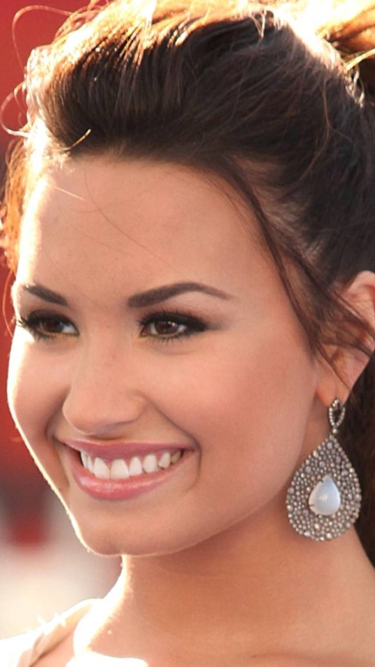 Download mobile wallpaper Music, Demi Lovato for free.