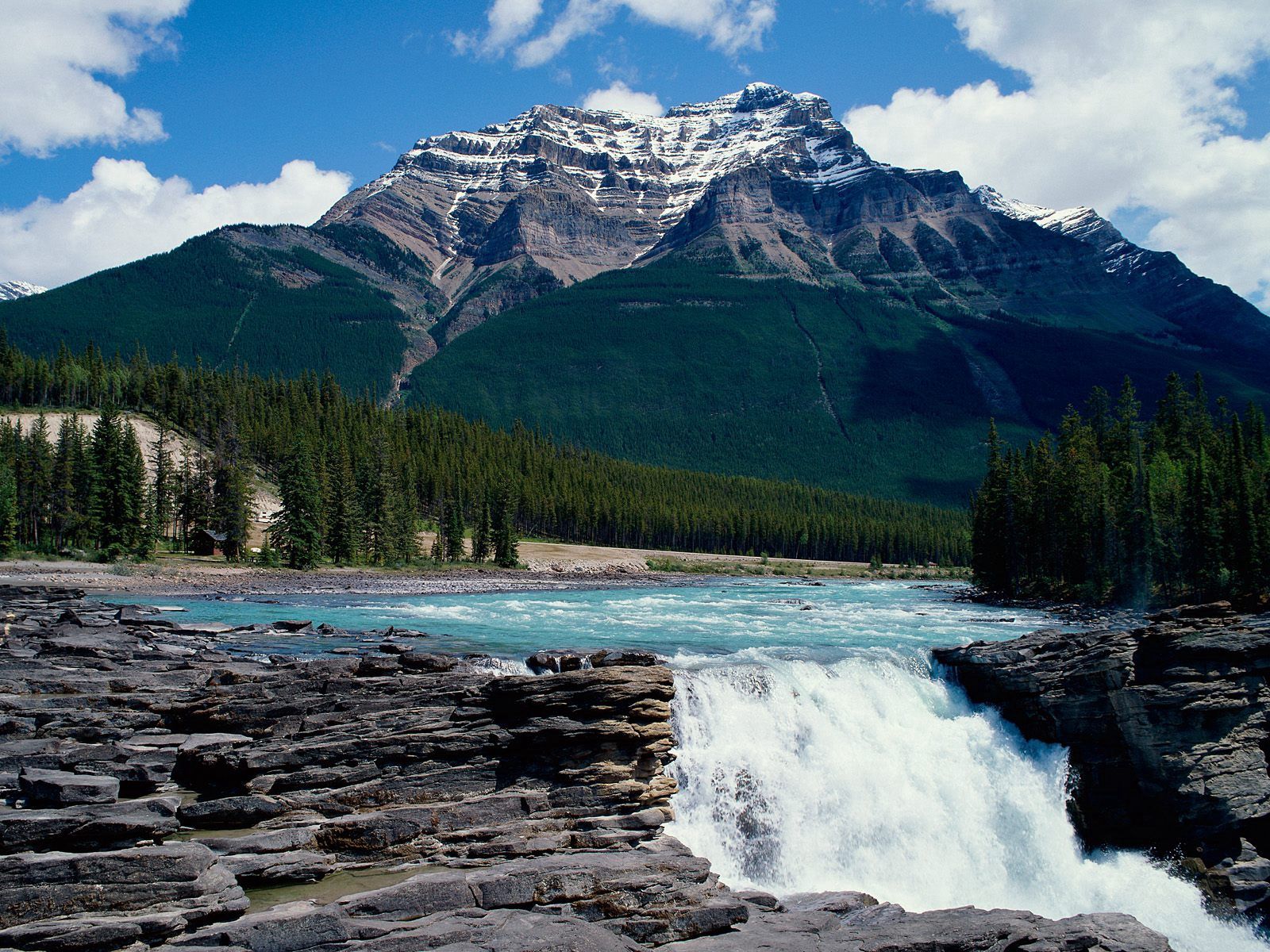 Скачать обои бесплатно Канада, Течение, Скалы, Природа, Лес, Деревья, Горы, Водопад картинка на рабочий стол ПК