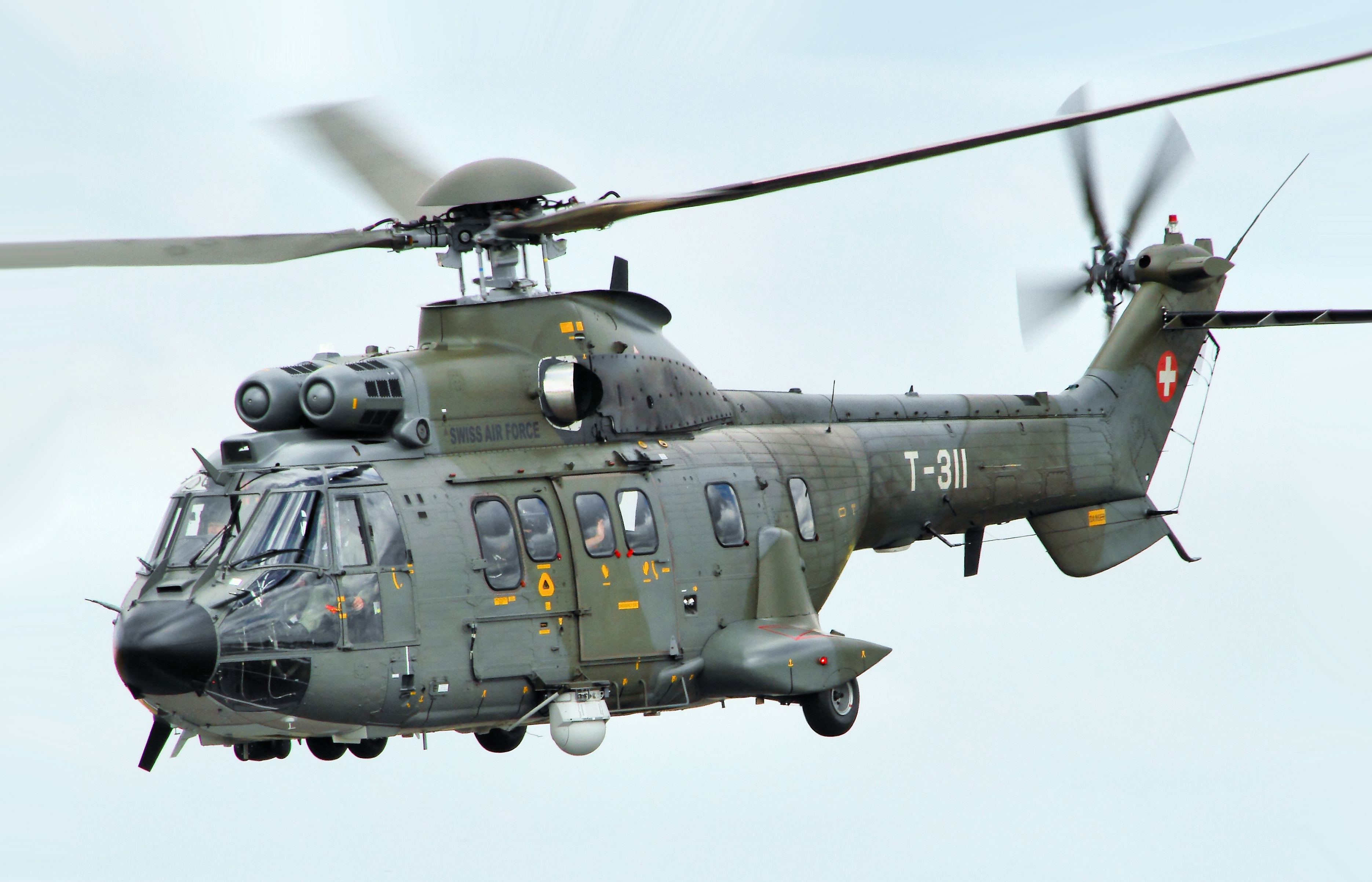 435423 завантажити картинку військовий, eurocopter as332 super puma, вертоліт, впс швейцарії, військові вертольоти - шпалери і заставки безкоштовно