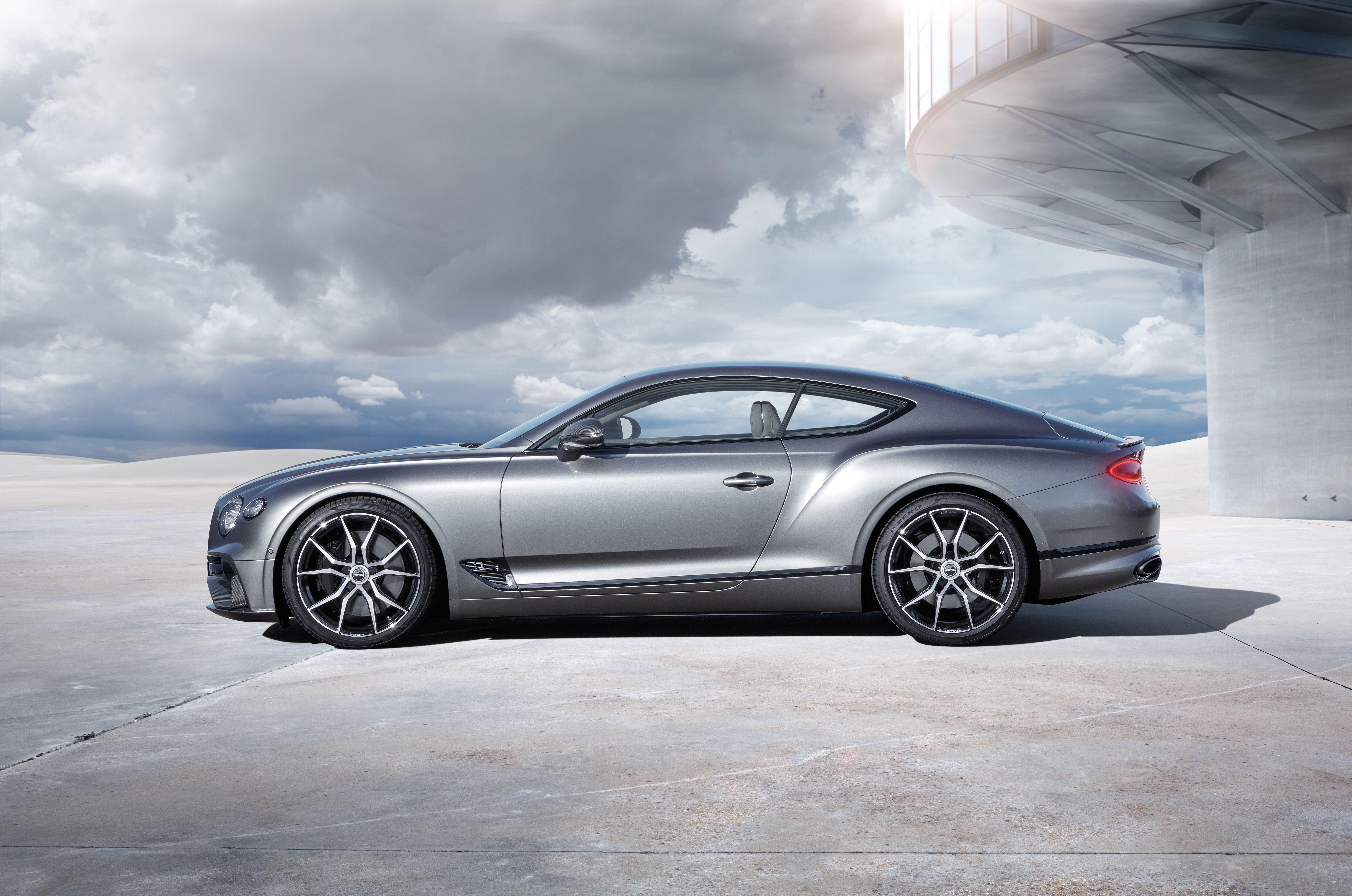 Download mobile wallpaper Bentley, Car, Bentley Continental Gt, Vehicles, Silver Car for free.