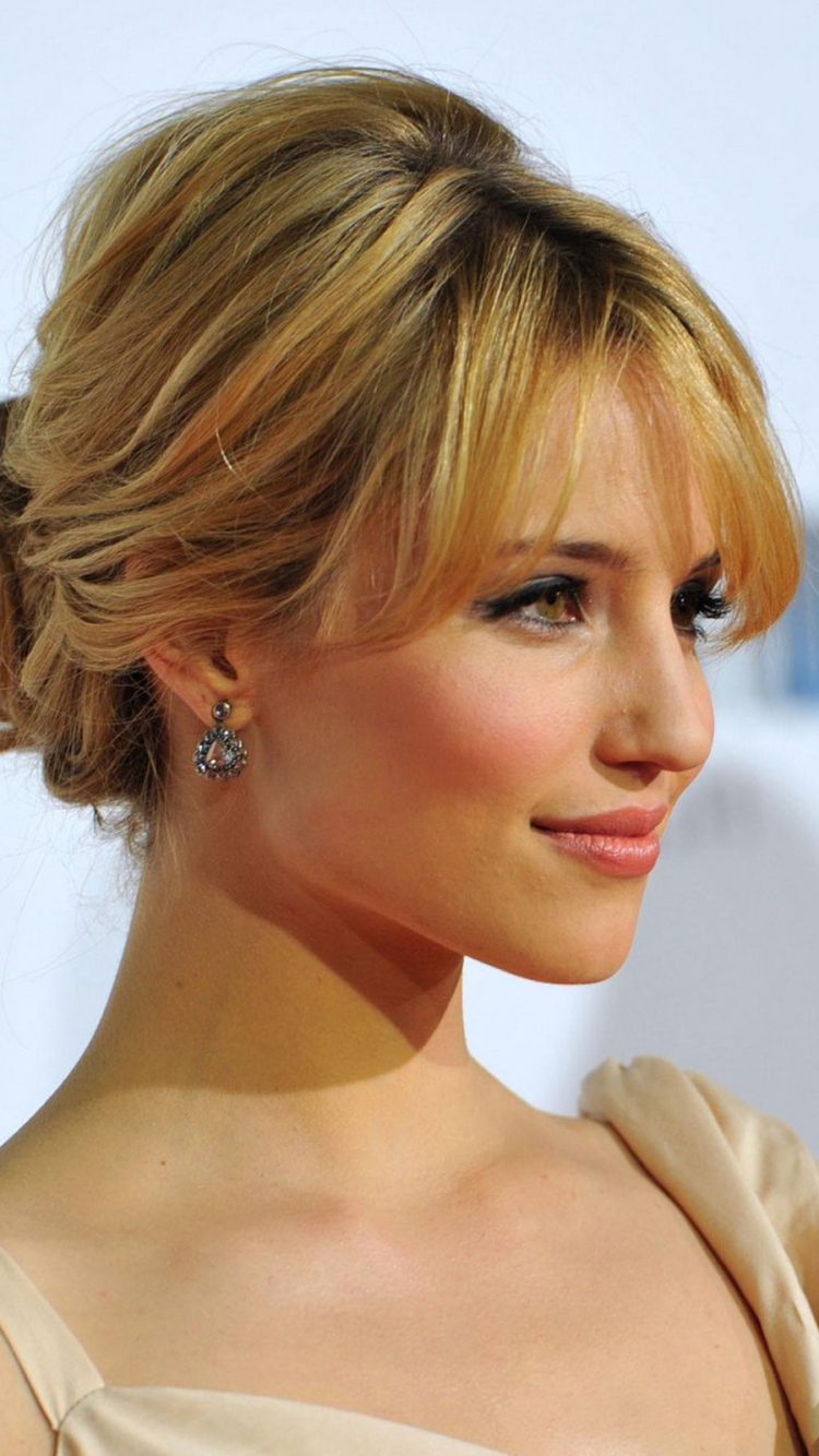 Download mobile wallpaper American, Celebrity, Actress, Dianna Agron for free.