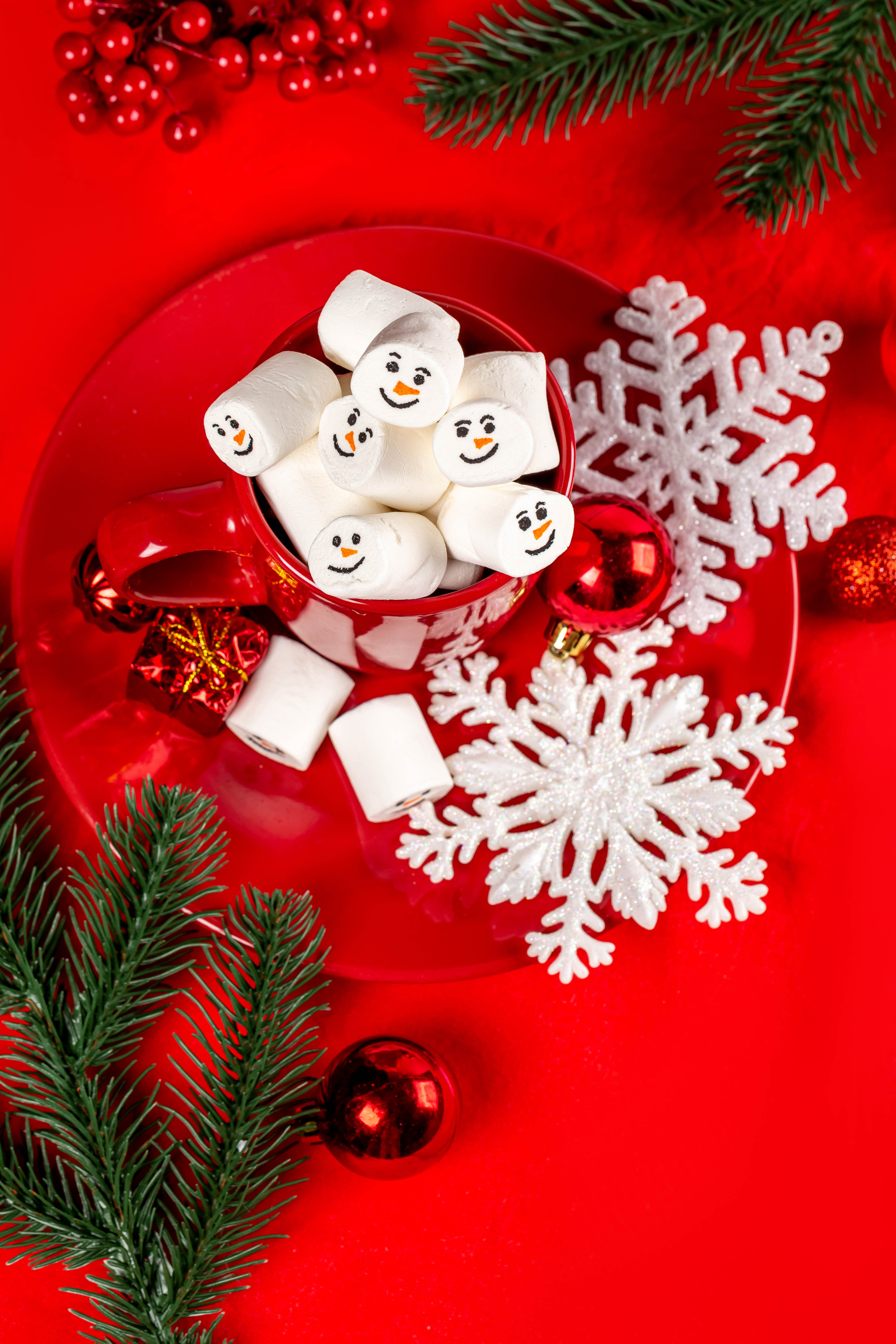 cup, balls, holidays, snowflakes, christmas, branches, mug, marshmallow, zephyr