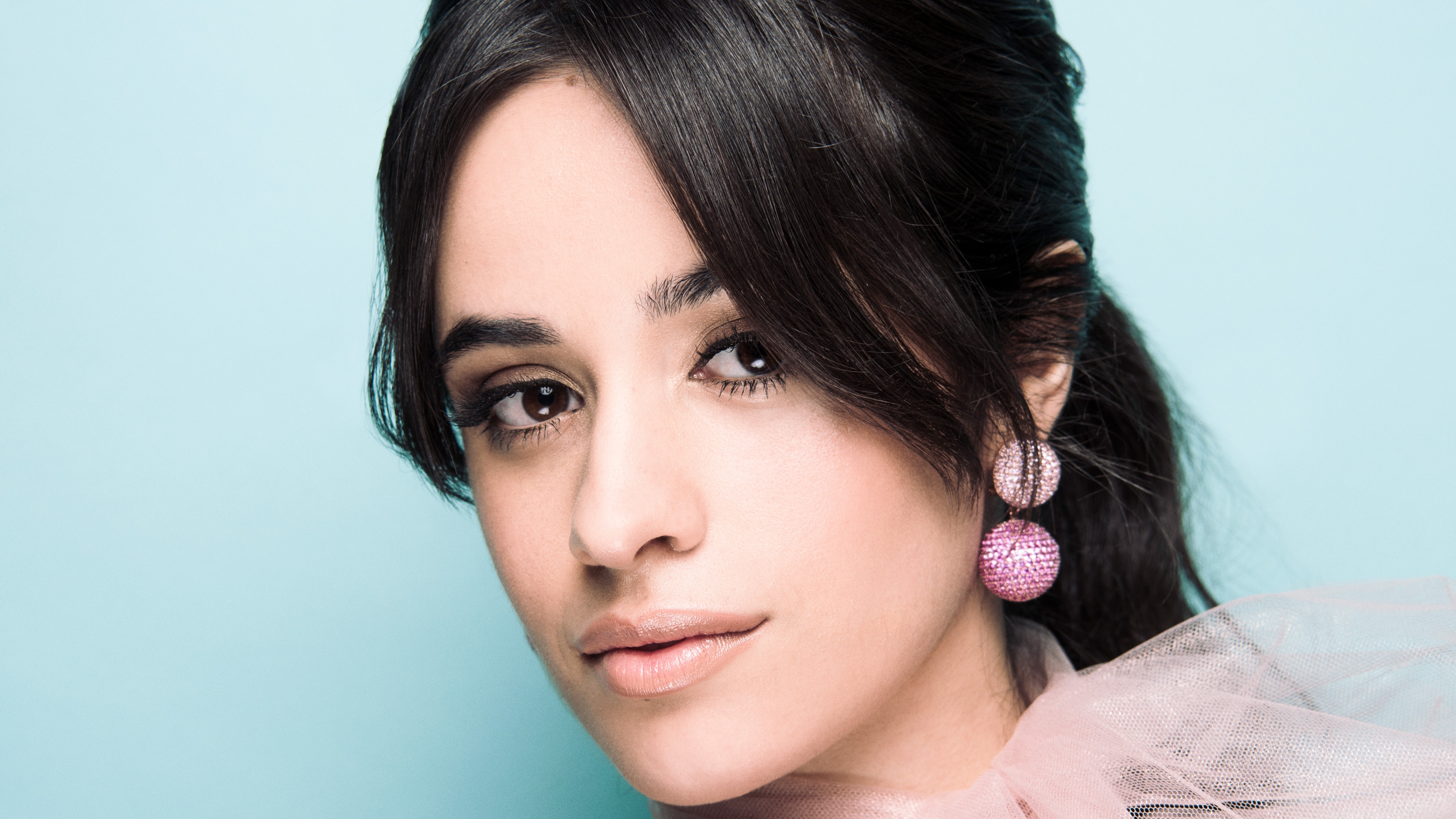 Free download wallpaper Music, Close Up, Singer, Face, Brunette, Earrings, Brown Eyes, Latina, Camila Cabello on your PC desktop
