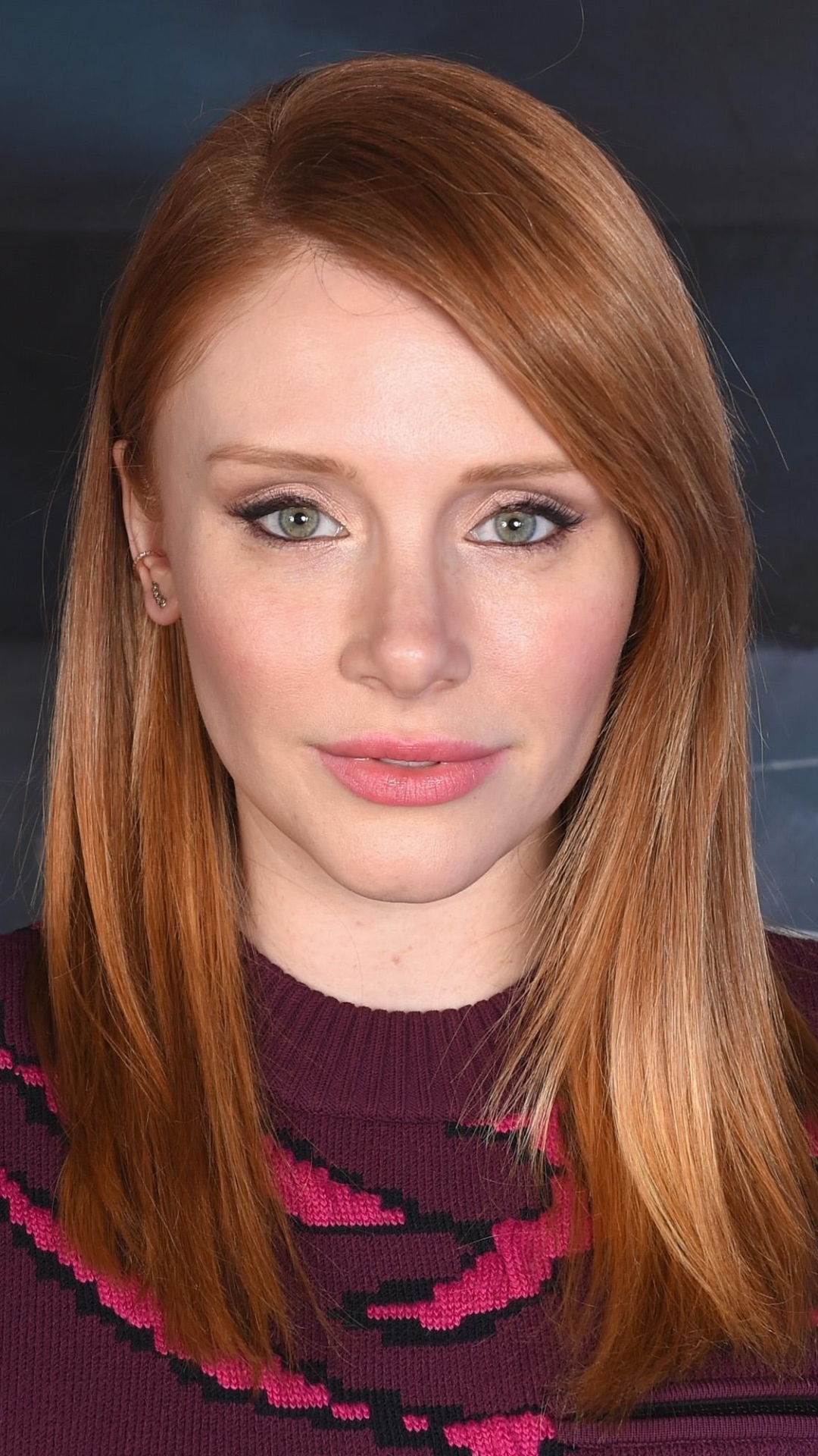 Download mobile wallpaper Redhead, Blue Eyes, American, Celebrity, Actress, Bryce Dallas Howard for free.