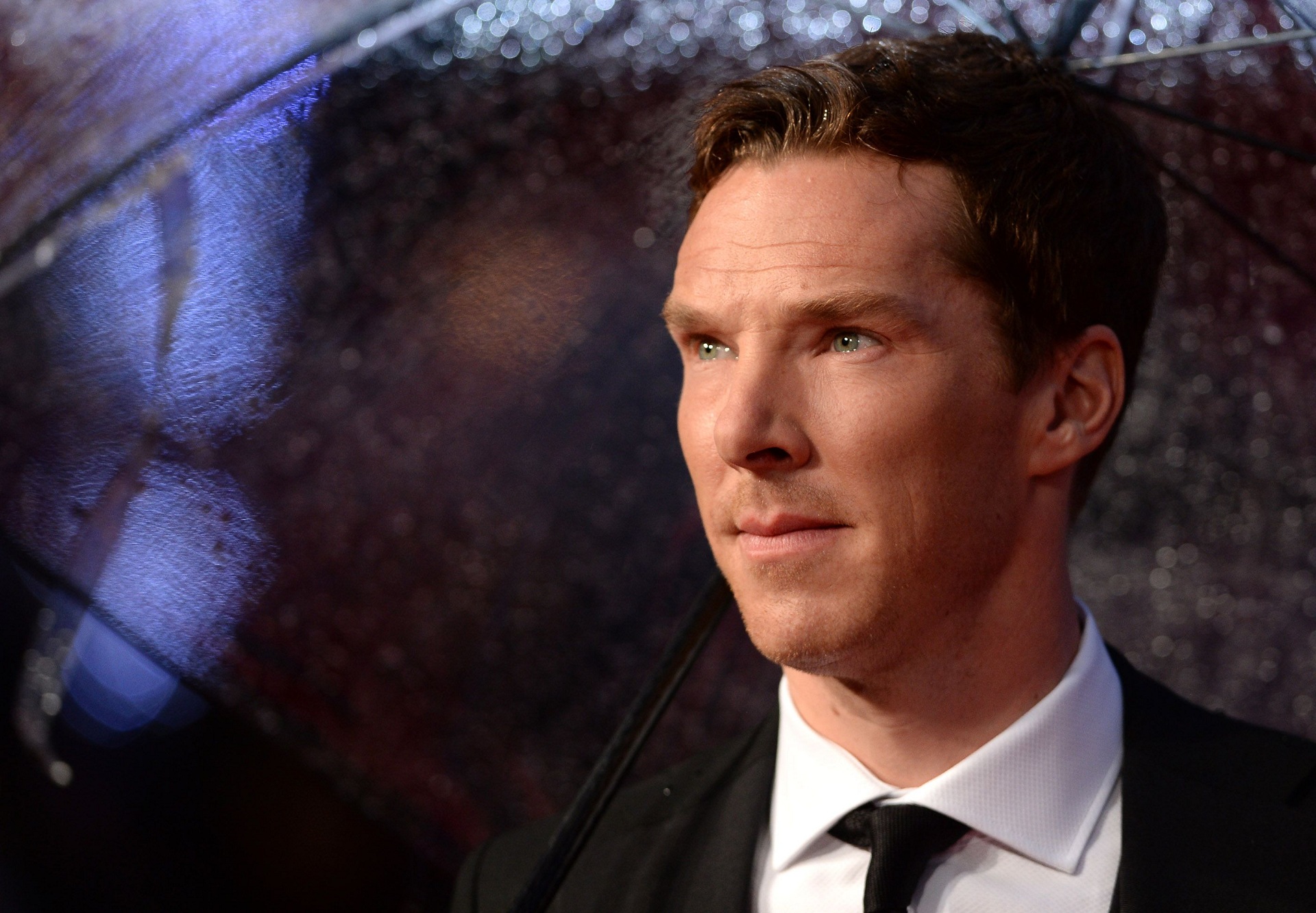 Download mobile wallpaper Benedict Cumberbatch, Celebrity for free.