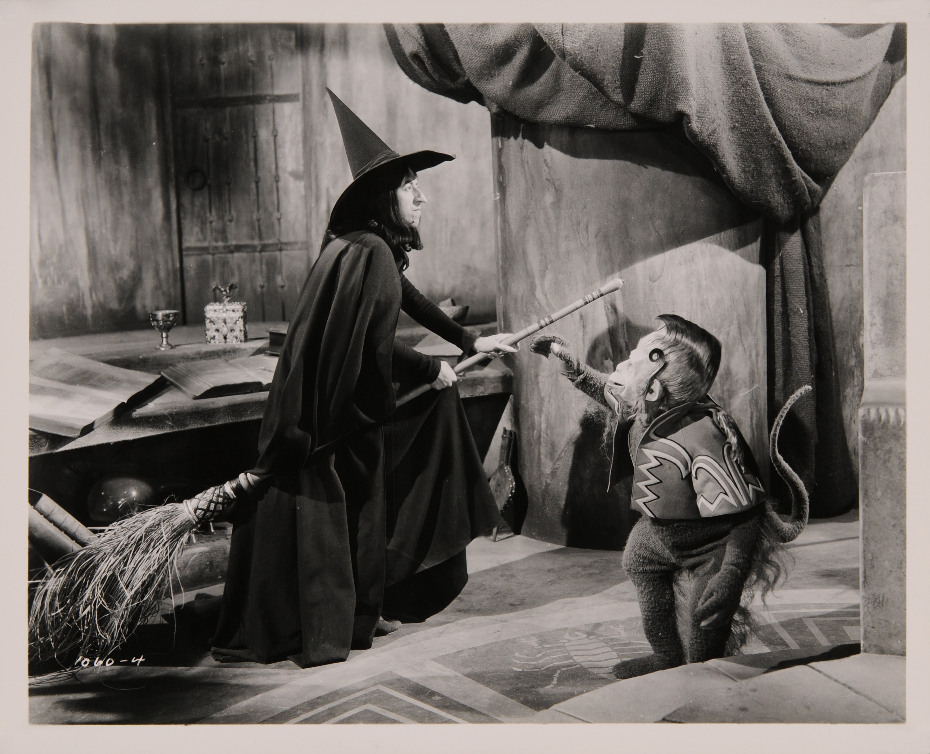 Laden Sie das Filme, Der Zauberer Von Oz (1939)-Bild kostenlos auf Ihren PC-Desktop herunter