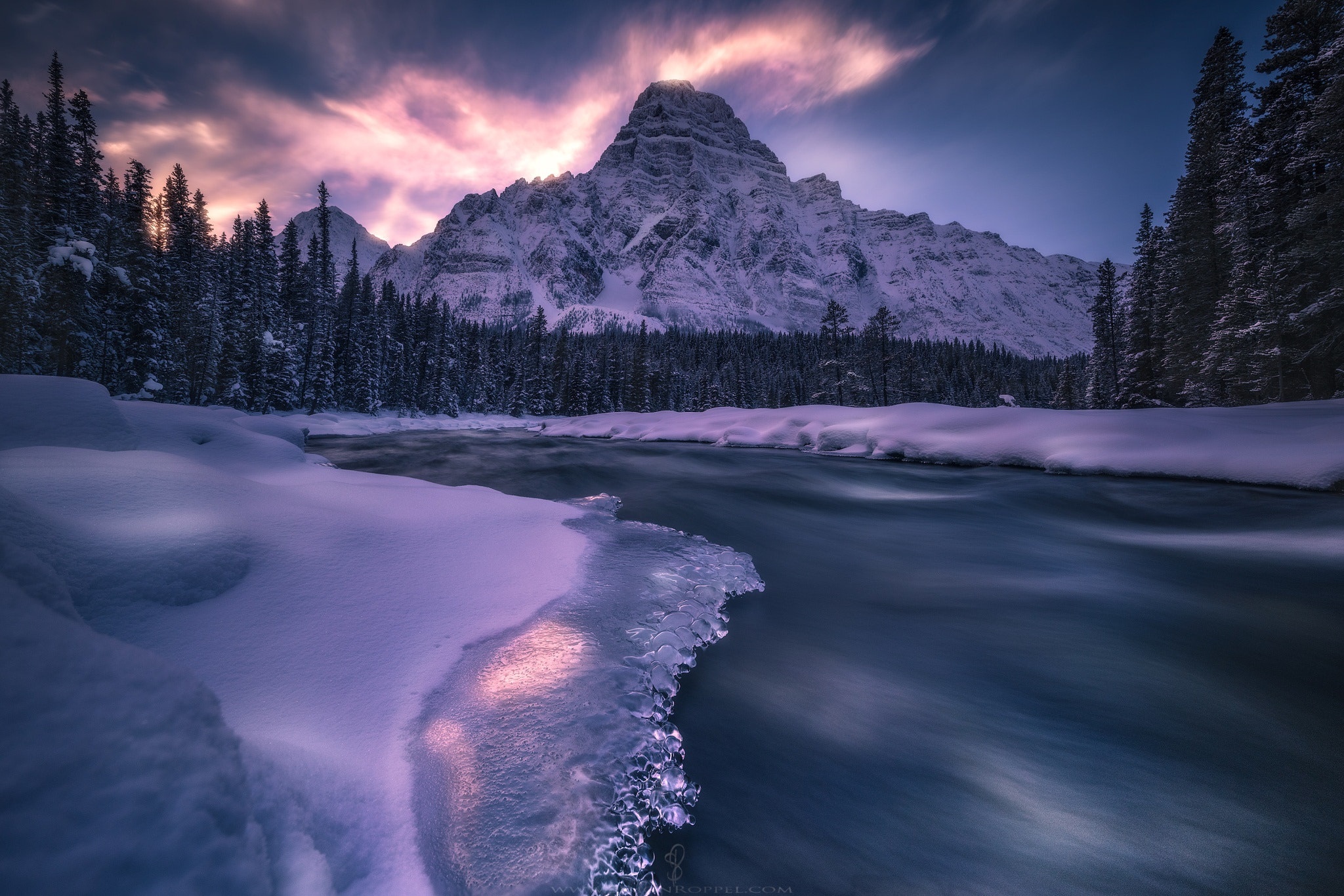 Handy-Wallpaper Winter, Fluss, Gebirge, Erde/natur kostenlos herunterladen.