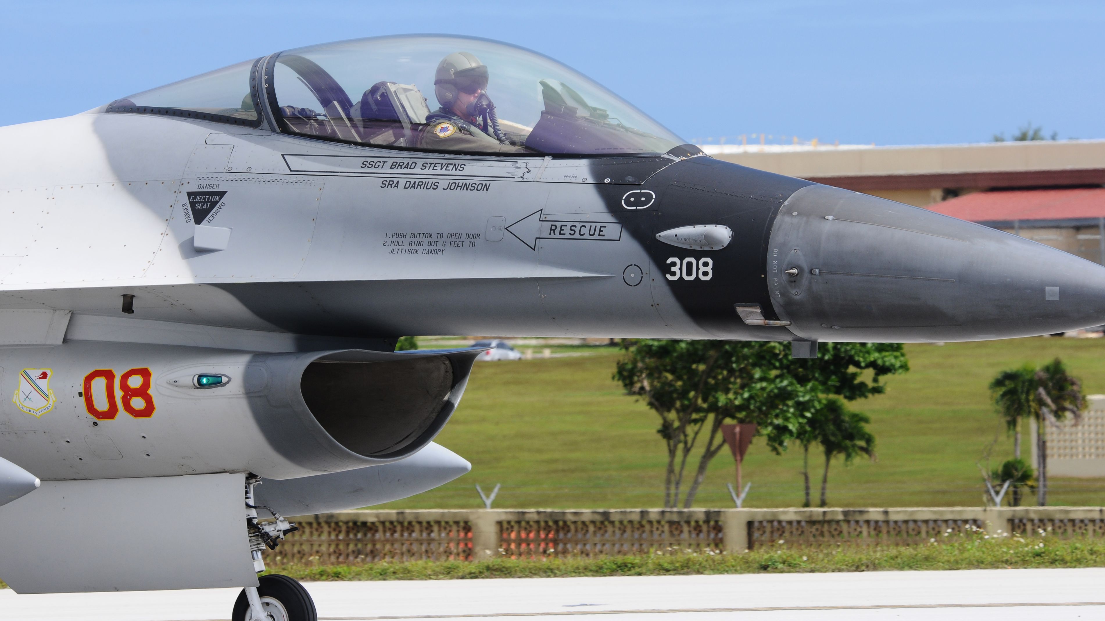 Descarga gratis la imagen General Dynamics F 16 Fighting Falcon, Militar, Aviones De Combate en el escritorio de tu PC