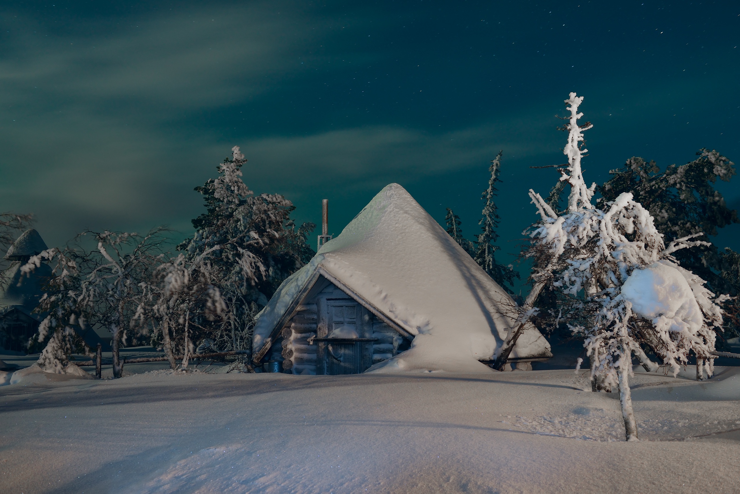 971577 Hintergrundbild herunterladen menschengemacht, hütte, finnland, natur, nacht, schnee, winter - Bildschirmschoner und Bilder kostenlos