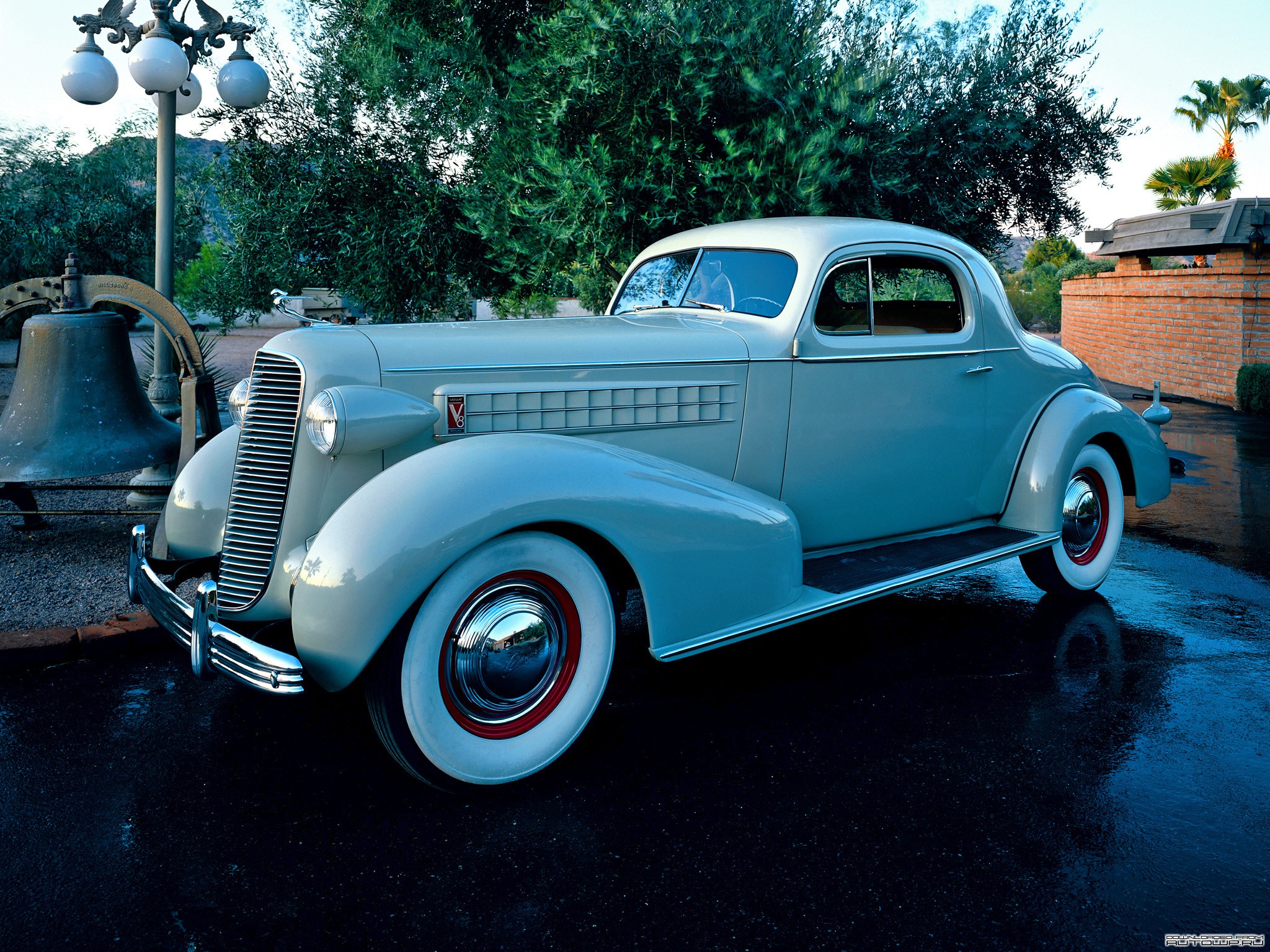 Laden Sie 1936 Cadillac V8 Serie 70 Coupé HD-Desktop-Hintergründe herunter