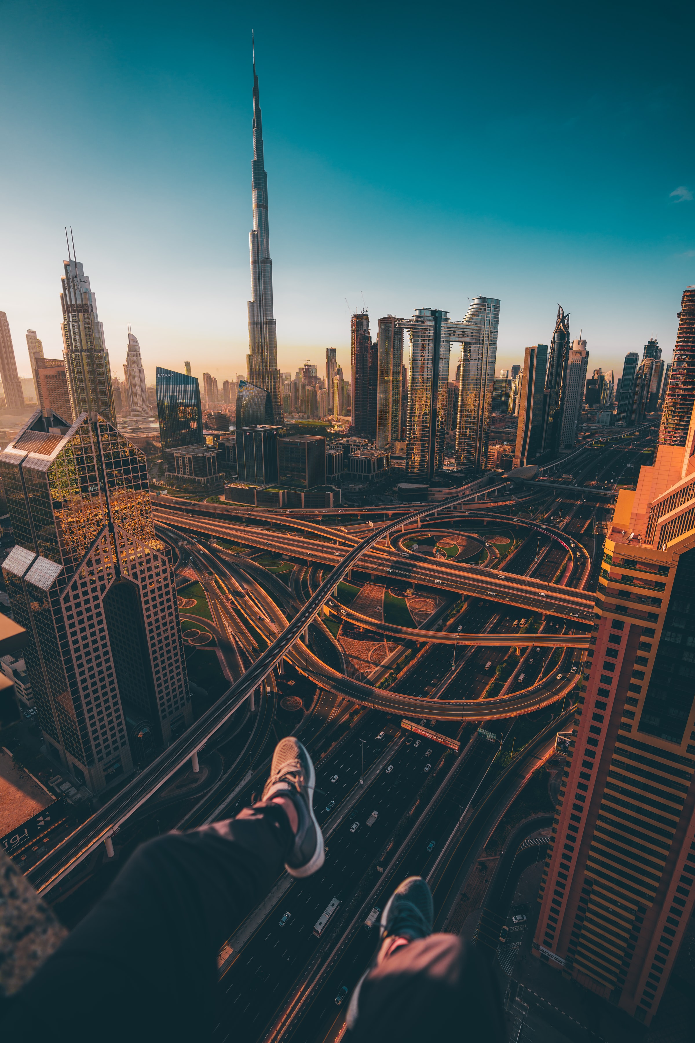 dubai, overview, uae, cities, city, building, view from above, legs, review, u a e