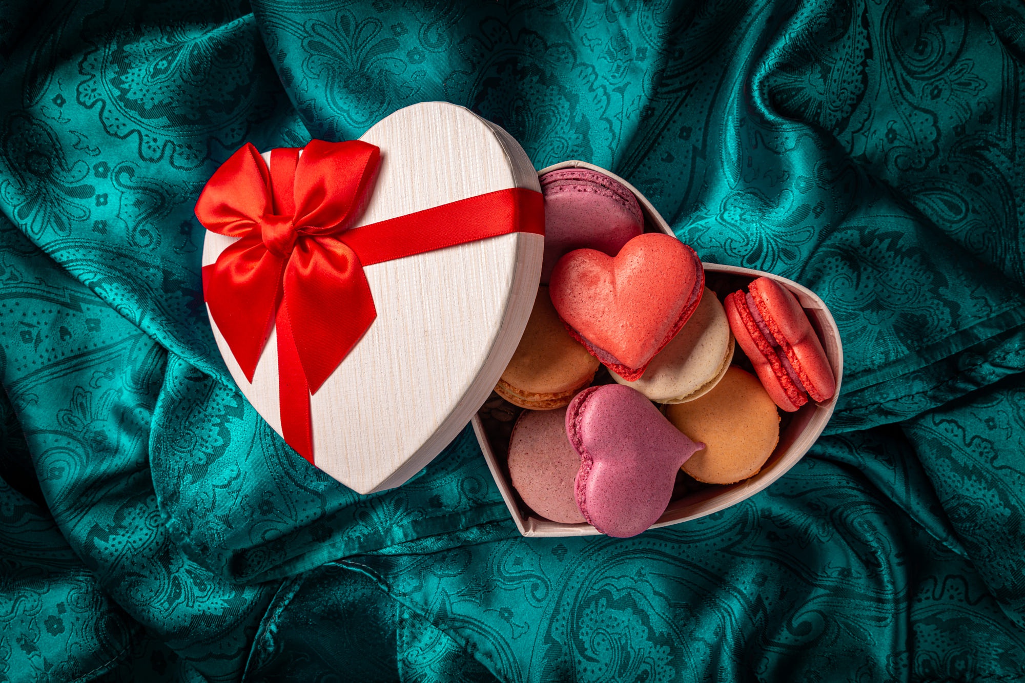 Download mobile wallpaper Food, Macaron, Heart Shaped for free.